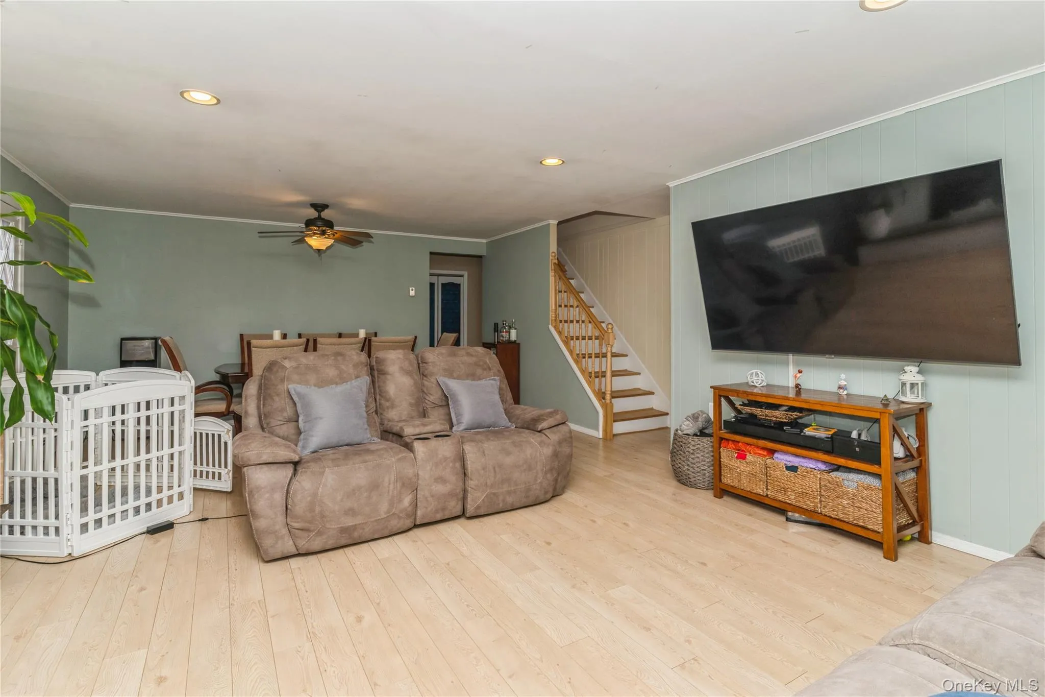 20 Peacock Lane, Hempstead, NY, 4 Bedrooms Bedrooms, 6 Rooms Rooms,2 BathroomsBathrooms,Residential,For Rent,Peacock,0,966305 20 Peacock Lane, Hempstead, NY, 4 Bedrooms Bedrooms, 6 Rooms Rooms,2 BathroomsBathrooms,Residential,For Rent,Peacock,0,966305