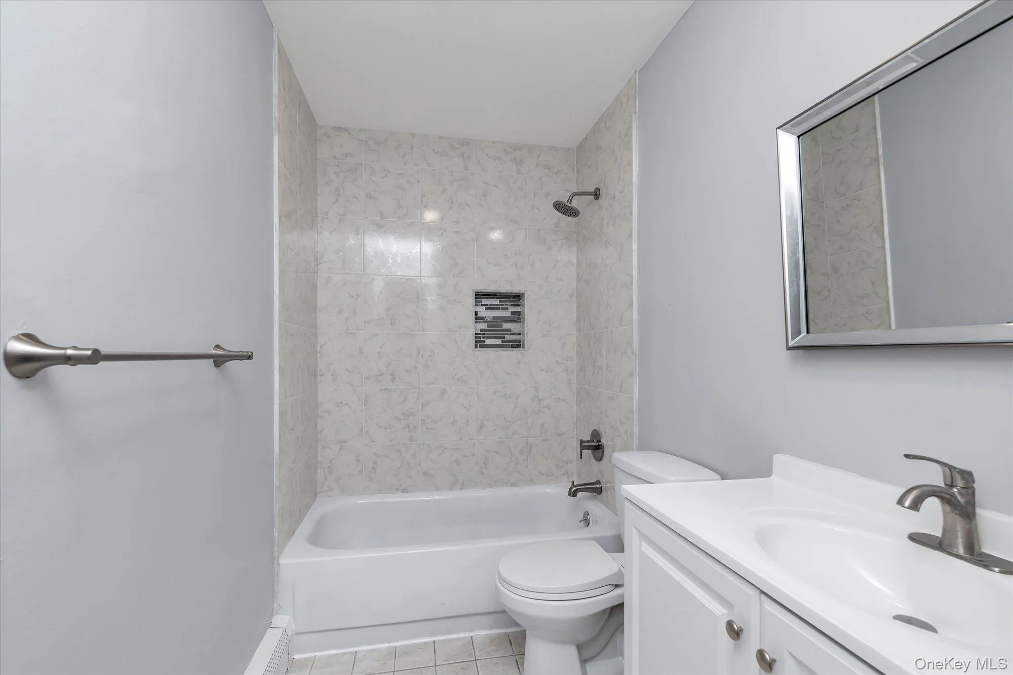 27 Marlo Lane, Islip, NY, 3 Bedrooms Bedrooms, 5 Rooms Rooms,1 BathroomBathrooms,Residential Lease,For Rent,Marlo,0,966316 27 Marlo Lane, Islip, NY, 3 Bedrooms Bedrooms, 5 Rooms Rooms,1 BathroomBathrooms,Residential Lease,For Rent,Marlo,0,966316