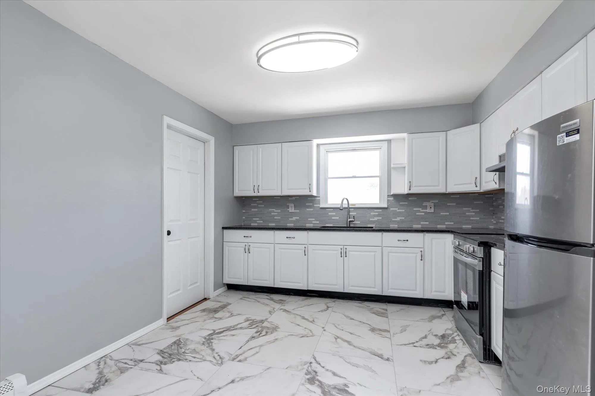 27 Marlo Lane, Islip, NY, 3 Bedrooms Bedrooms, 5 Rooms Rooms,1 BathroomBathrooms,Residential Lease,For Rent,Marlo,0,966316 27 Marlo Lane, Islip, NY, 3 Bedrooms Bedrooms, 5 Rooms Rooms,1 BathroomBathrooms,Residential Lease,For Rent,Marlo,0,966316