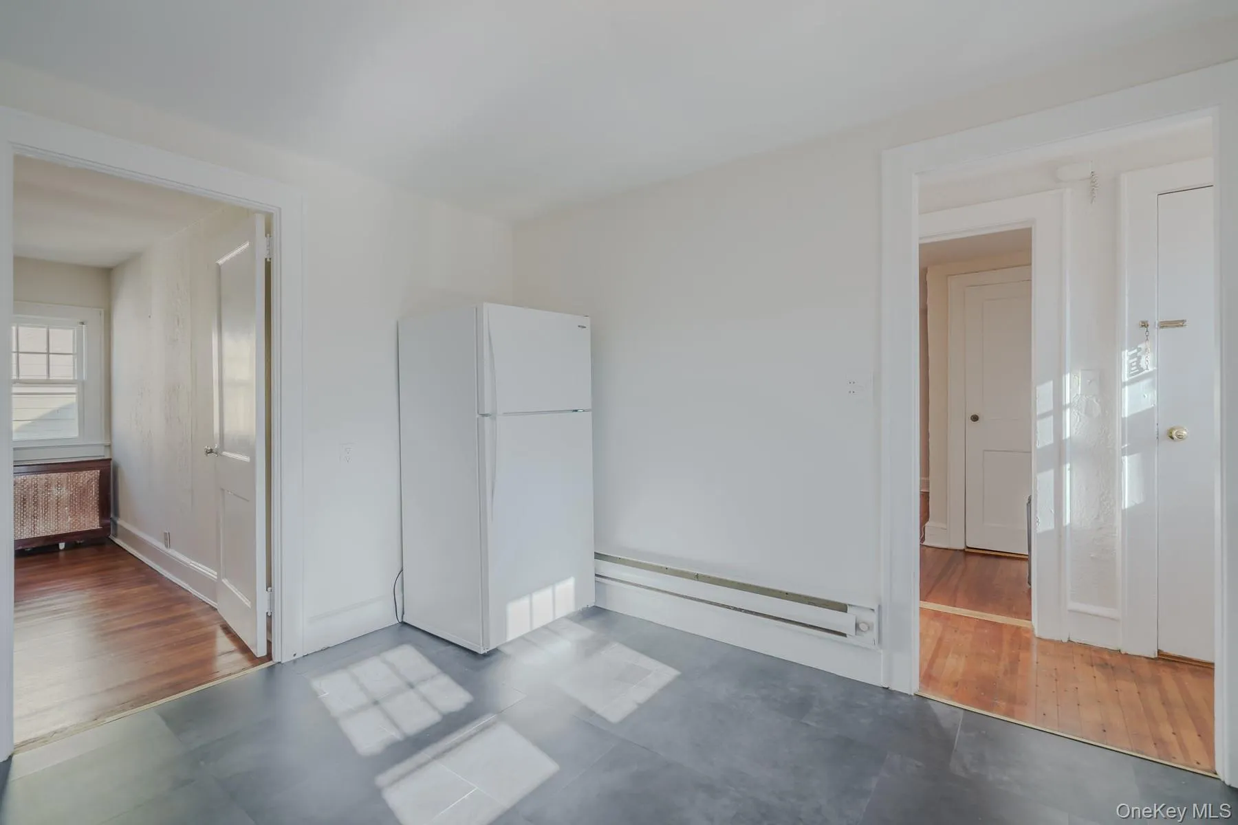 52 Irma Avenue, North Hempstead, NY, 2 Bedrooms Bedrooms, 4 Rooms Rooms,1 BathroomBathrooms,Residential Lease,For Rent,Irma,0,966325 52 Irma Avenue, North Hempstead, NY, 2 Bedrooms Bedrooms, 4 Rooms Rooms,1 BathroomBathrooms,Residential Lease,For Rent,Irma,0,966325