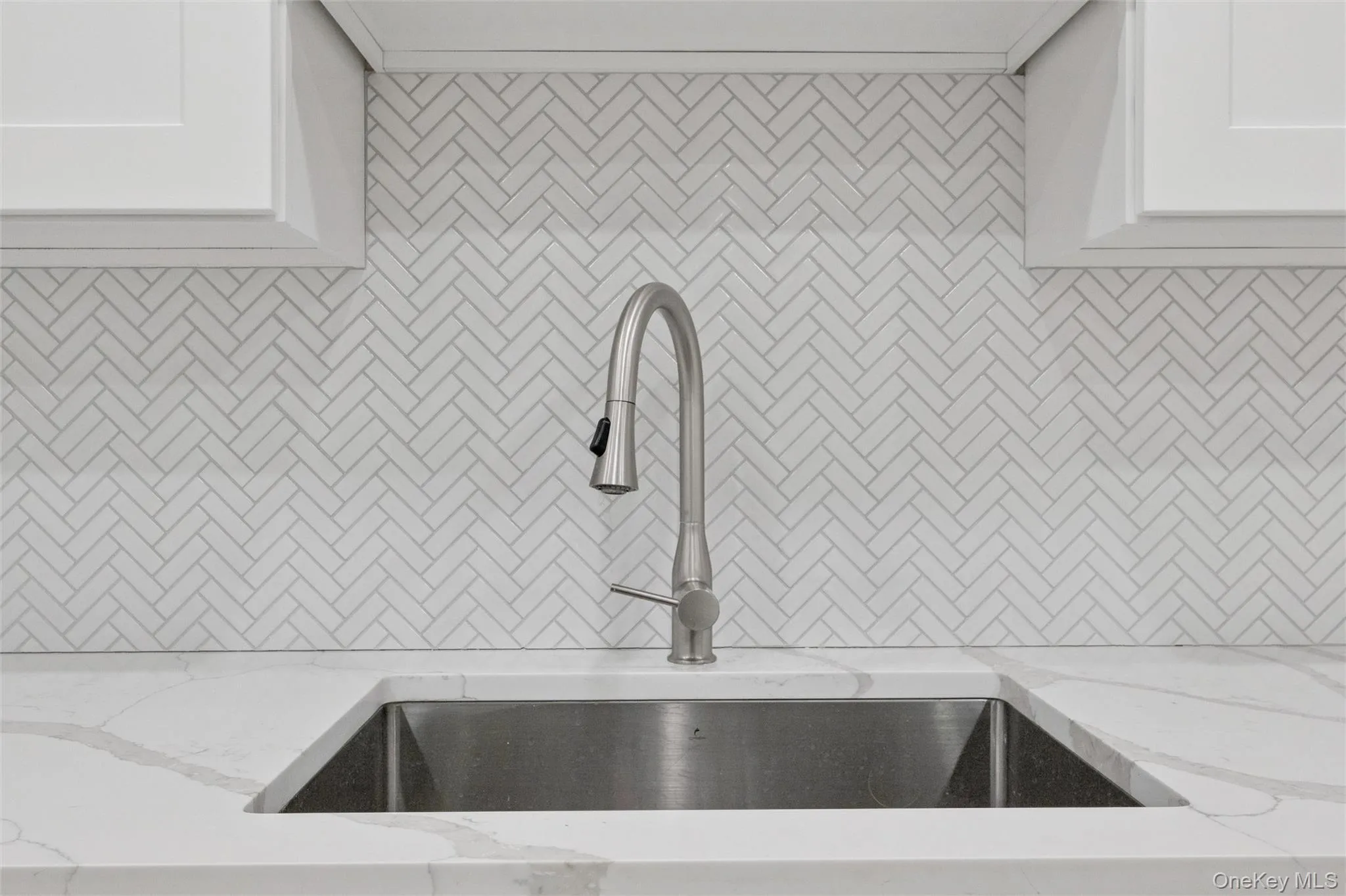 70 Pheasant Run, North Hempstead, NY, 2 Bedrooms Bedrooms, 5 Rooms Rooms,2 BathroomsBathrooms,Residential Lease,For Rent,Pheasant,0,966342 70 Pheasant Run, North Hempstead, NY, 2 Bedrooms Bedrooms, 5 Rooms Rooms,2 BathroomsBathrooms,Residential Lease,For Rent,Pheasant,0,966342