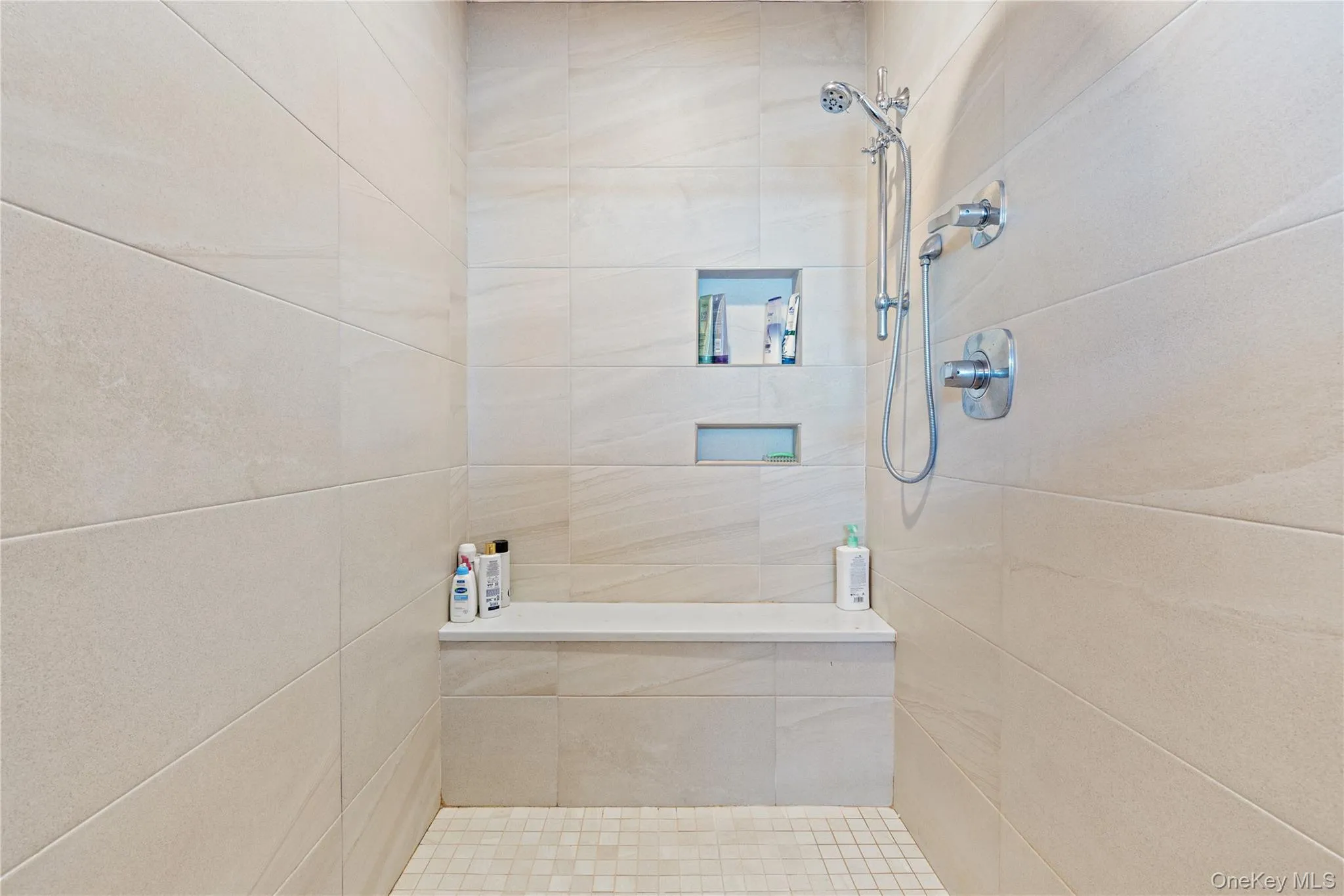 62 Delaware Avenue, Long Beach, NY, 2 Bedrooms Bedrooms, 8 Rooms Rooms,3 BathroomsBathrooms,Residential Lease,For Rent,Delaware,0,966350 62 Delaware Avenue, Long Beach, NY, 2 Bedrooms Bedrooms, 8 Rooms Rooms,3 BathroomsBathrooms,Residential Lease,For Rent,Delaware,0,966350