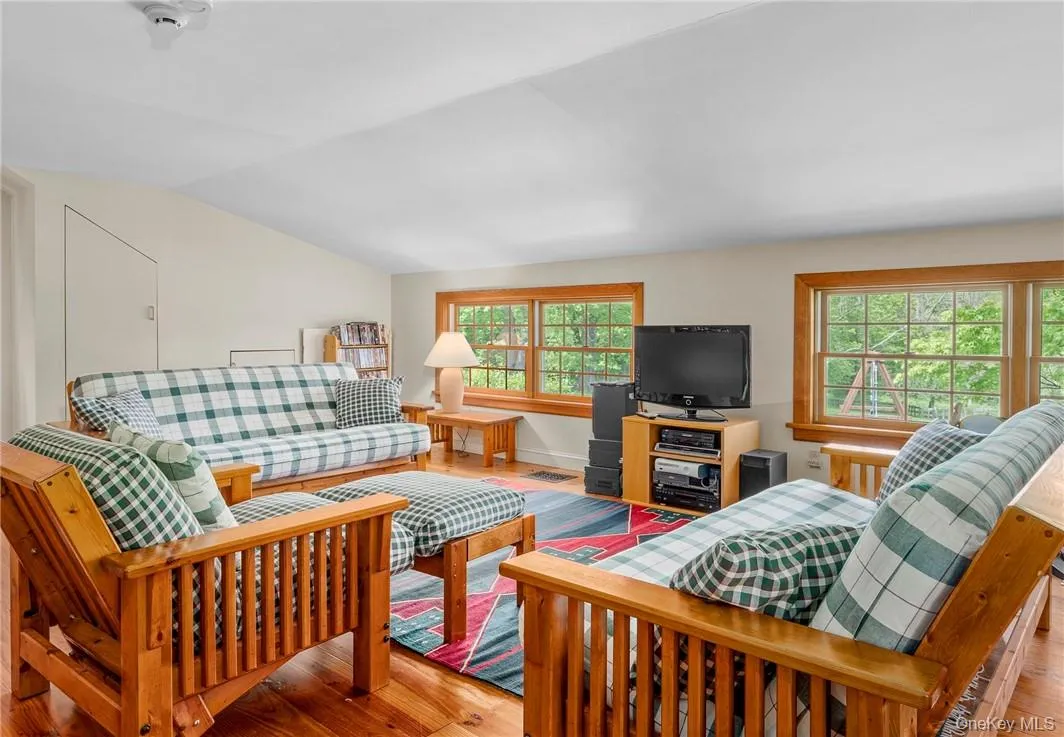 1282 Hollow Road, Clinton, NY, 4 Bedrooms Bedrooms, 8 Rooms Rooms,3 BathroomsBathrooms,Residential Lease,For Rent,Hollow,0,966362 1282 Hollow Road, Clinton, NY, 4 Bedrooms Bedrooms, 8 Rooms Rooms,3 BathroomsBathrooms,Residential Lease,For Rent,Hollow,0,966362