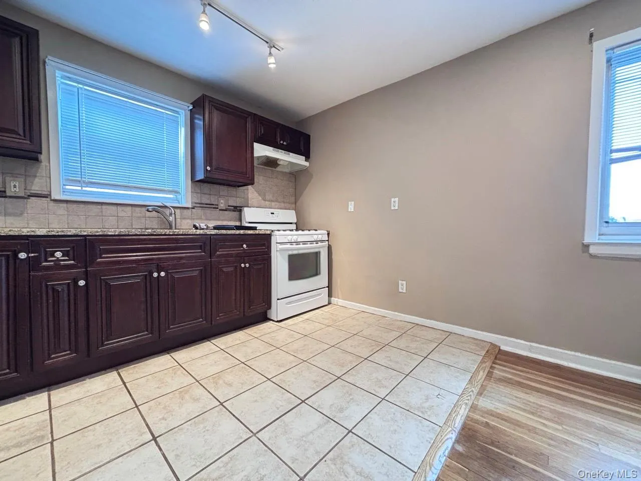 75-32 263rd Street, New York, NY, 2 Bedrooms Bedrooms, 5 Rooms Rooms,1 BathroomBathrooms,Residential,For Rent,263rd,0,966376 75-32 263rd Street, New York, NY, 2 Bedrooms Bedrooms, 5 Rooms Rooms,1 BathroomBathrooms,Residential,For Rent,263rd,0,966376