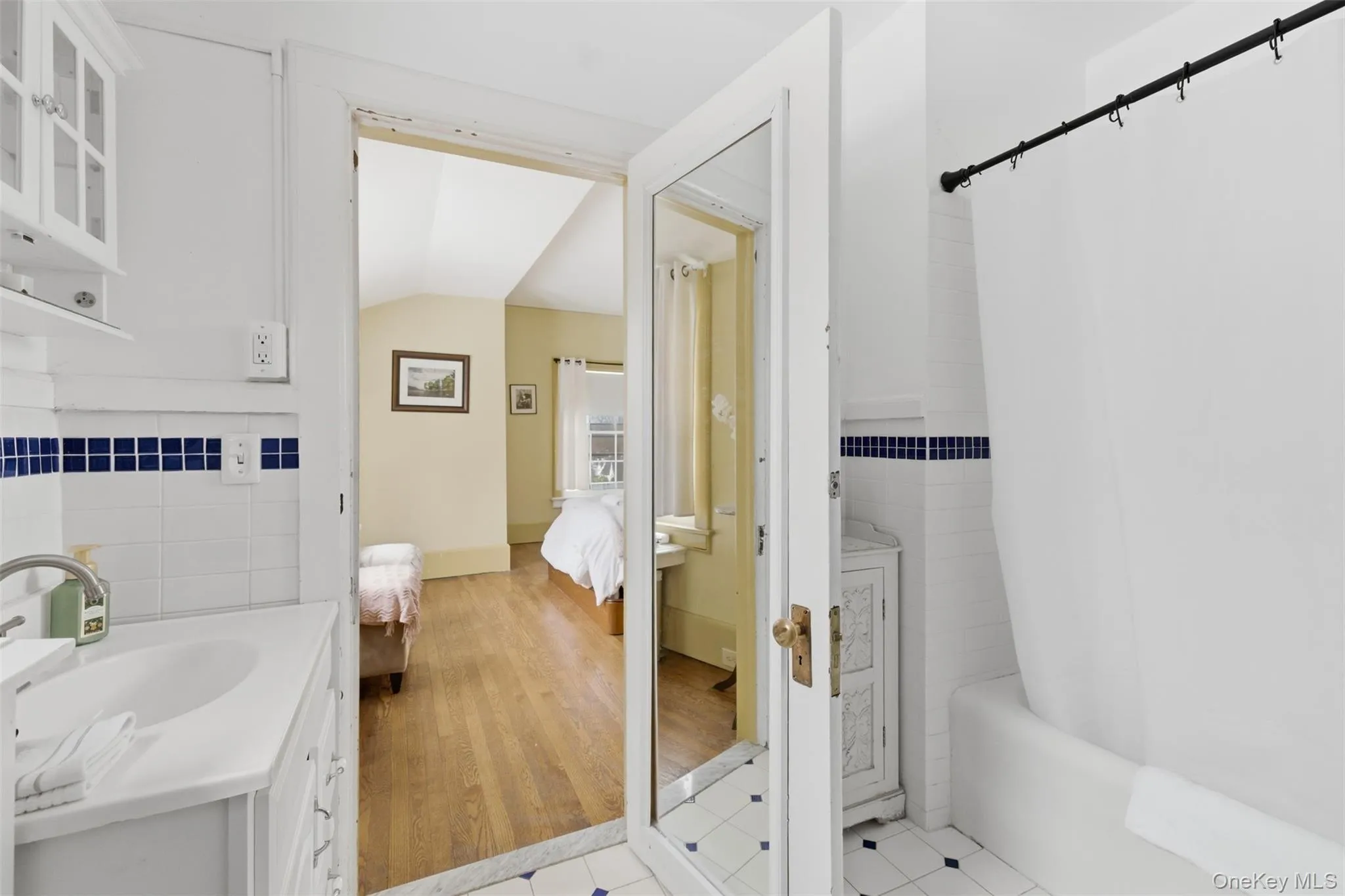 5 Trinity Place, Cornwall, NY, 6 Bedrooms Bedrooms, 15 Rooms Rooms,5 BathroomsBathrooms,Residential,For Rent,Trinity,0,966401 5 Trinity Place, Cornwall, NY, 6 Bedrooms Bedrooms, 15 Rooms Rooms,5 BathroomsBathrooms,Residential,For Rent,Trinity,0,966401