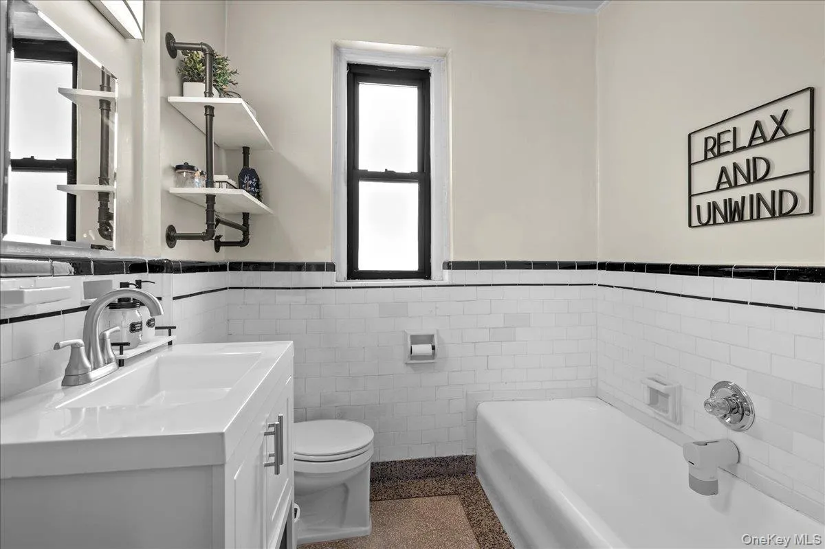 47 Central Avenue, Greenburgh, NY, 2 Bedrooms Bedrooms, 4 Rooms Rooms,1 BathroomBathrooms,Residential,For Rent,Central,0,966411 47 Central Avenue, Greenburgh, NY, 2 Bedrooms Bedrooms, 4 Rooms Rooms,1 BathroomBathrooms,Residential,For Rent,Central,0,966411