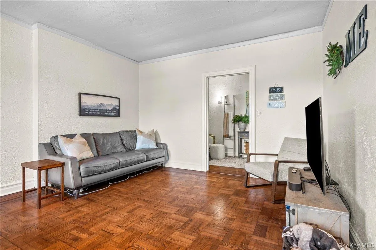 47 Central Avenue, Greenburgh, NY, 2 Bedrooms Bedrooms, 4 Rooms Rooms,1 BathroomBathrooms,Residential,For Rent,Central,0,966411 47 Central Avenue, Greenburgh, NY, 2 Bedrooms Bedrooms, 4 Rooms Rooms,1 BathroomBathrooms,Residential,For Rent,Central,0,966411