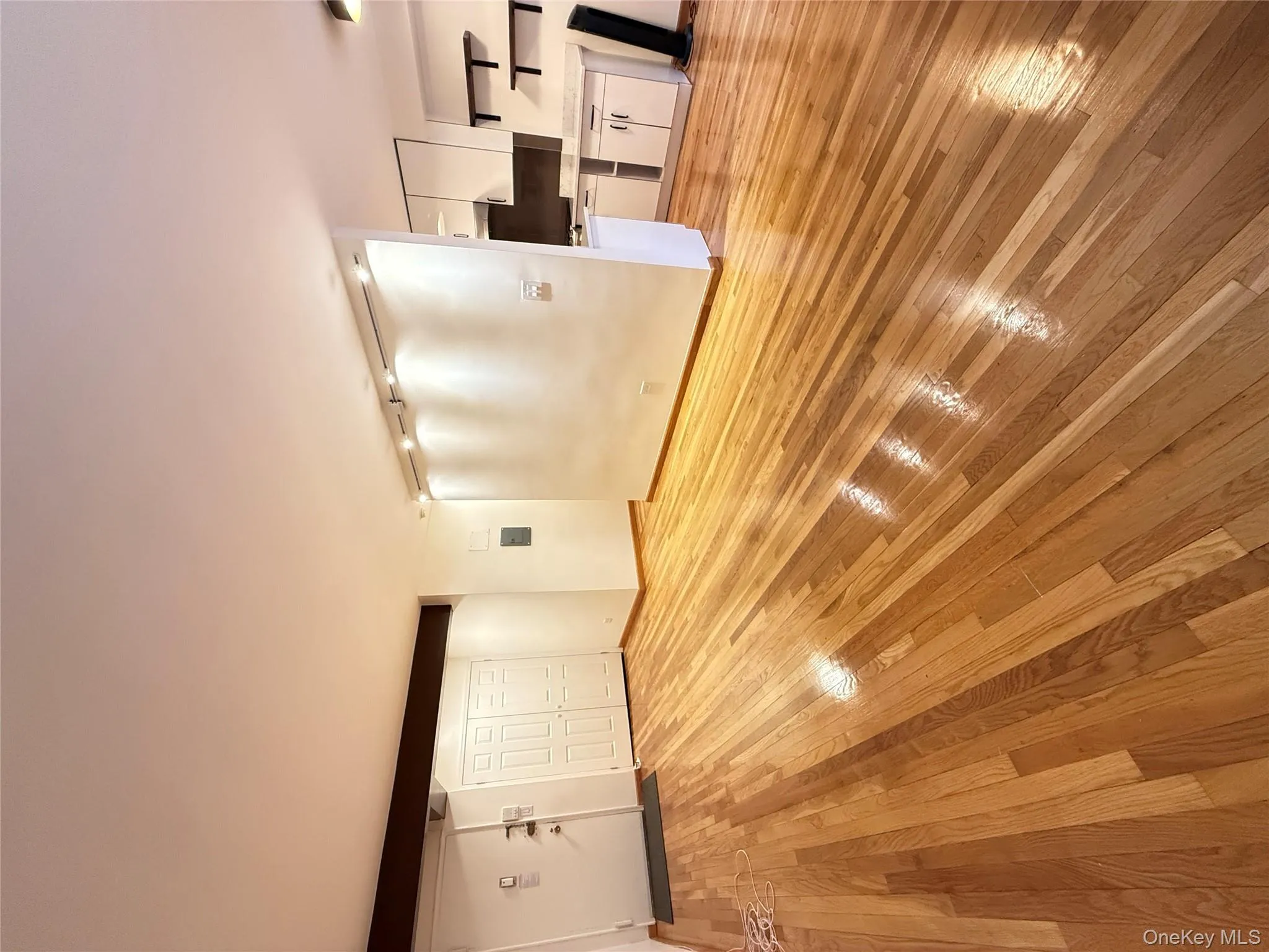 13705 Franklin Avenue, New York, NY, 1 Bedroom Bedrooms, 4 Rooms Rooms,1 BathroomBathrooms,Residential Lease,For Rent,Franklin,0,966427 13705 Franklin Avenue, New York, NY, 1 Bedroom Bedrooms, 4 Rooms Rooms,1 BathroomBathrooms,Residential Lease,For Rent,Franklin,0,966427