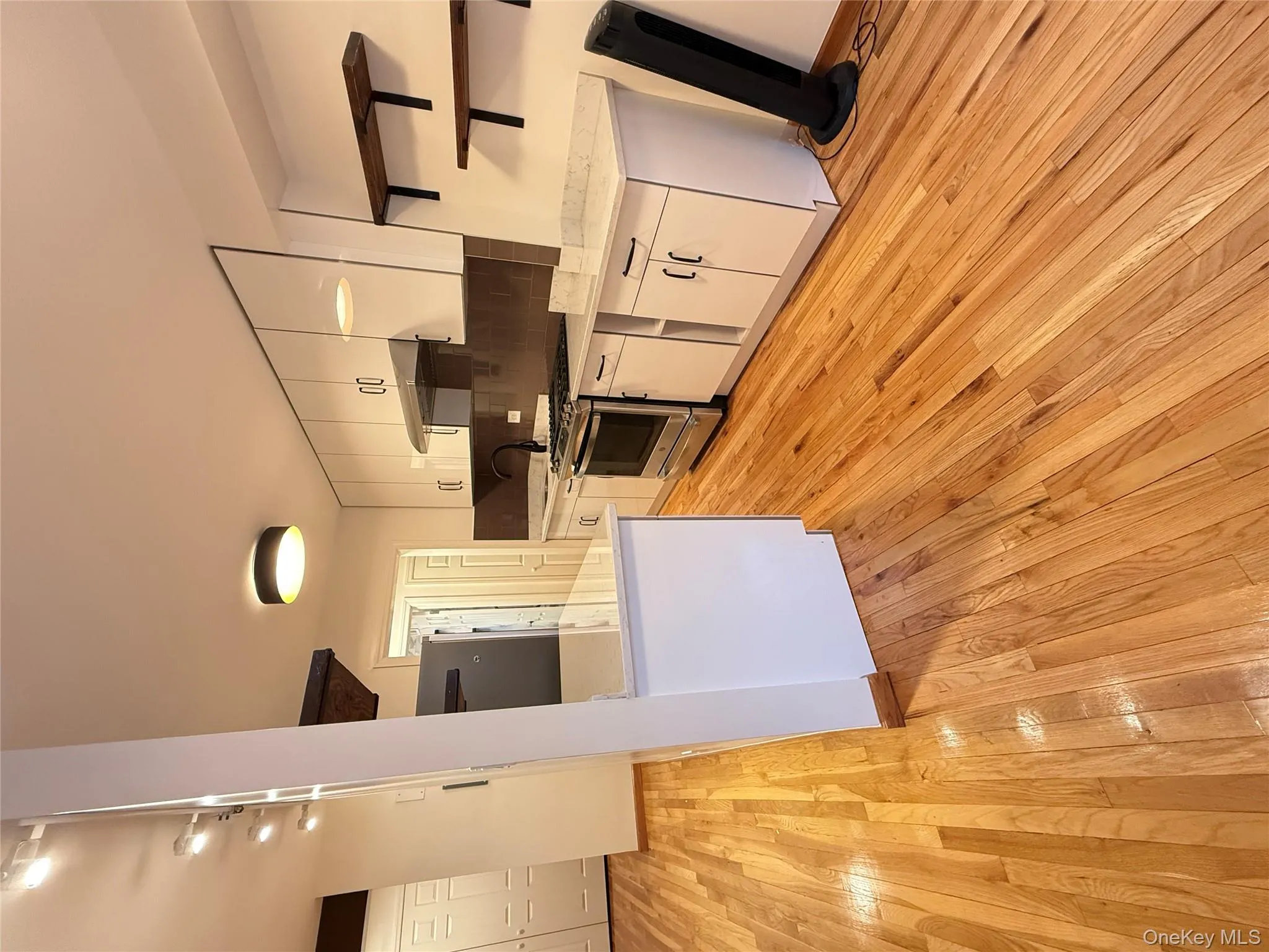 13705 Franklin Avenue, New York, NY, 1 Bedroom Bedrooms, 4 Rooms Rooms,1 BathroomBathrooms,Residential Lease,For Rent,Franklin,0,966427 13705 Franklin Avenue, New York, NY, 1 Bedroom Bedrooms, 4 Rooms Rooms,1 BathroomBathrooms,Residential Lease,For Rent,Franklin,0,966427