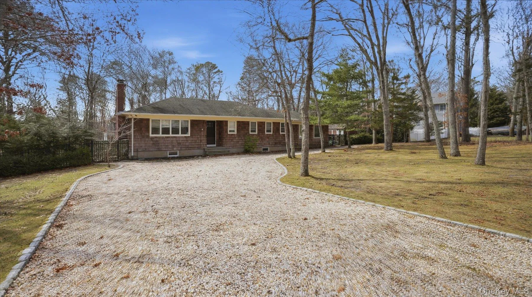 3 Robins Nest Lane, Southampton, NY, 4 Bedrooms Bedrooms, 8 Rooms Rooms,2 BathroomsBathrooms,Residential Lease,For Rent,Robins Nest,0,966431 3 Robins Nest Lane, Southampton, NY, 4 Bedrooms Bedrooms, 8 Rooms Rooms,2 BathroomsBathrooms,Residential Lease,For Rent,Robins Nest,0,966431