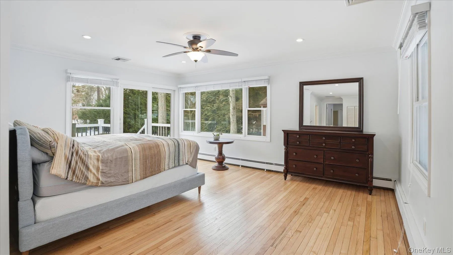 3 Robins Nest Lane, Southampton, New York 11946