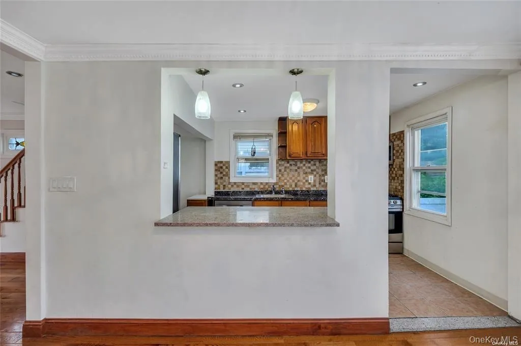 10921 215th Street, New York, NY, 3 Bedrooms Bedrooms, 5 Rooms Rooms,1 BathroomBathrooms,Residential Lease,For Rent,215th,0,966471 10921 215th Street, New York, NY, 3 Bedrooms Bedrooms, 5 Rooms Rooms,1 BathroomBathrooms,Residential Lease,For Rent,215th,0,966471