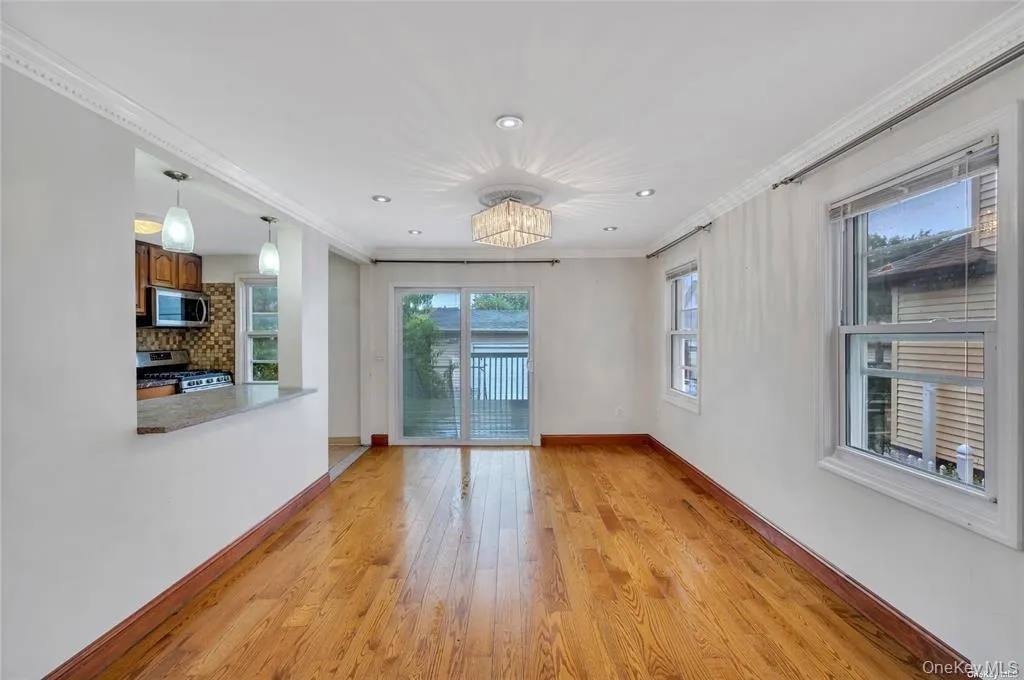 10921 215th Street, New York, NY, 3 Bedrooms Bedrooms, 5 Rooms Rooms,1 BathroomBathrooms,Residential Lease,For Rent,215th,0,966471 10921 215th Street, New York, NY, 3 Bedrooms Bedrooms, 5 Rooms Rooms,1 BathroomBathrooms,Residential Lease,For Rent,215th,0,966471