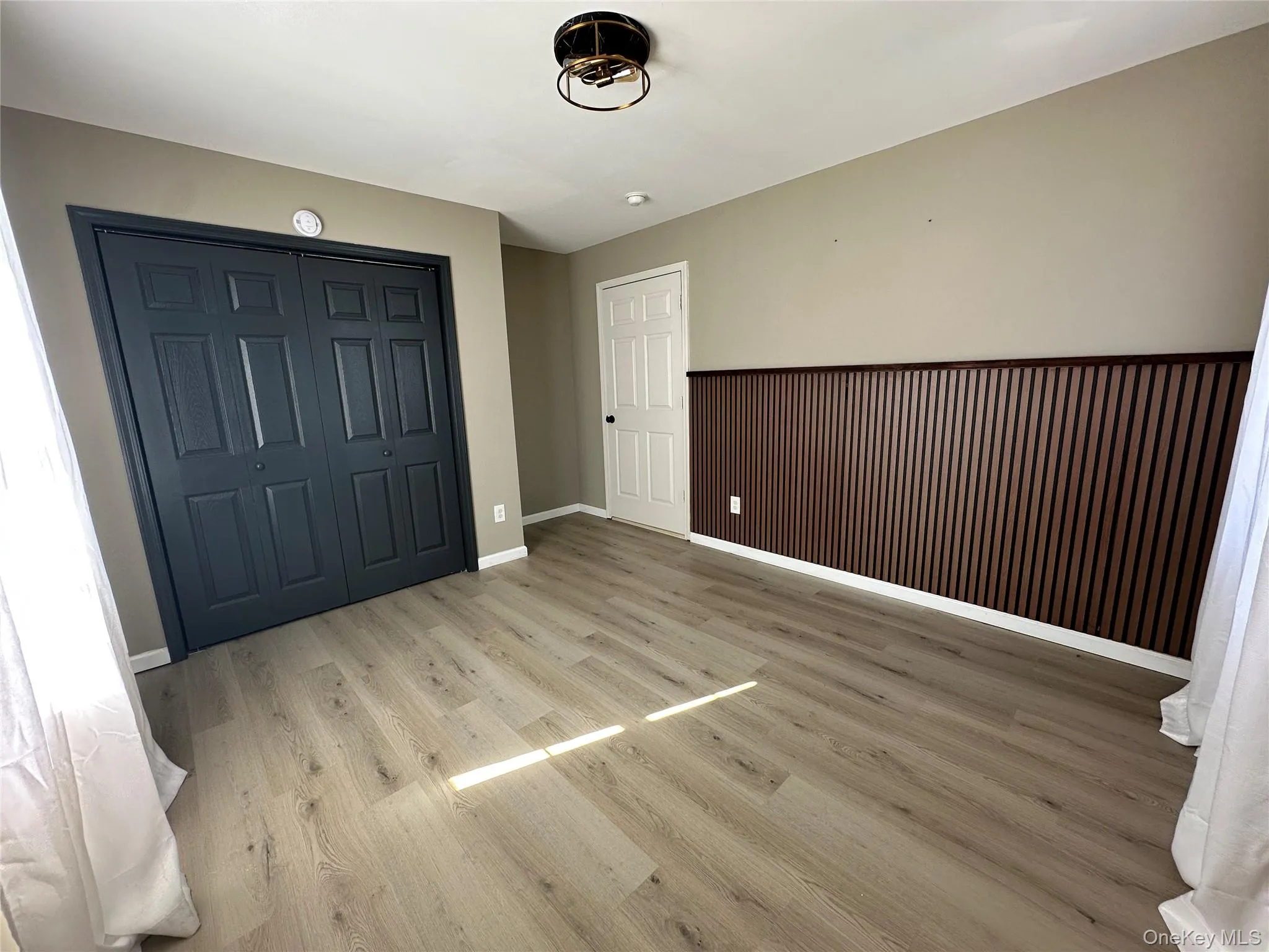 1st. Bedroom 1st. Bedroom