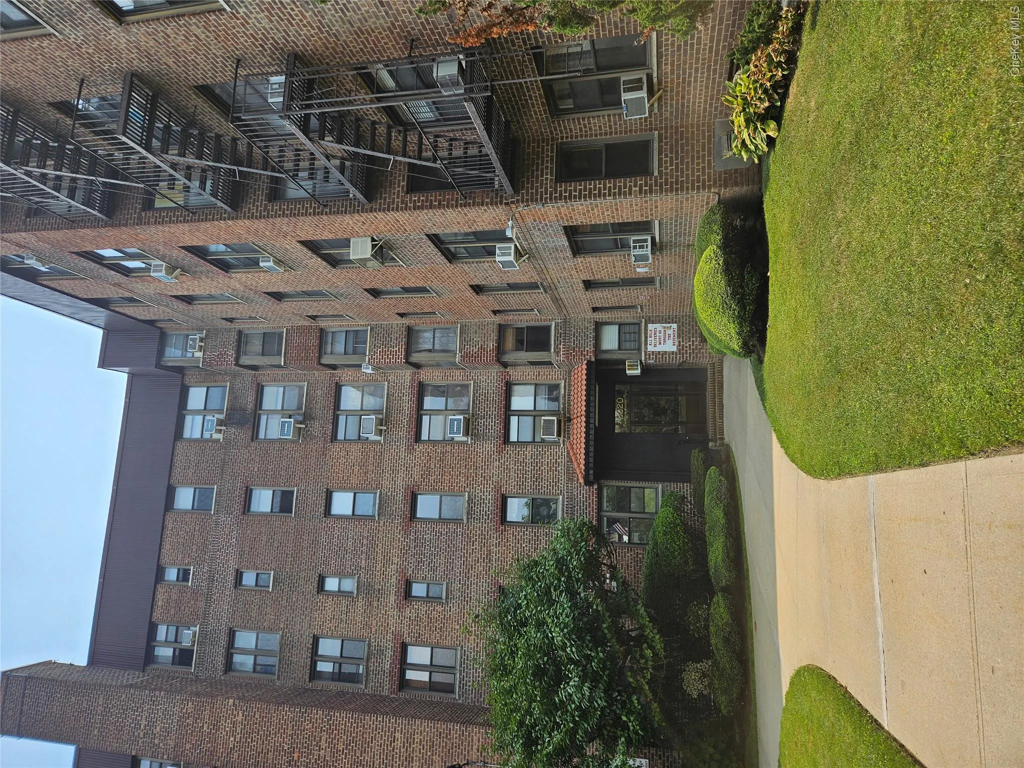 2220 Burnett Street, New York, NY, 1 Bedroom Bedrooms, 3 Rooms Rooms,1 BathroomBathrooms,Residential,For Rent,Burnett,0,966478 2220 Burnett Street, New York, NY, 1 Bedroom Bedrooms, 3 Rooms Rooms,1 BathroomBathrooms,Residential,For Rent,Burnett,0,966478