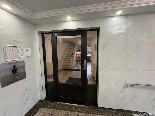 2220 Burnett Street, New York, NY, 1 Bedroom Bedrooms, 3 Rooms Rooms,1 BathroomBathrooms,Residential,For Rent,Burnett,0,966478 2220 Burnett Street, New York, NY, 1 Bedroom Bedrooms, 3 Rooms Rooms,1 BathroomBathrooms,Residential,For Rent,Burnett,0,966478