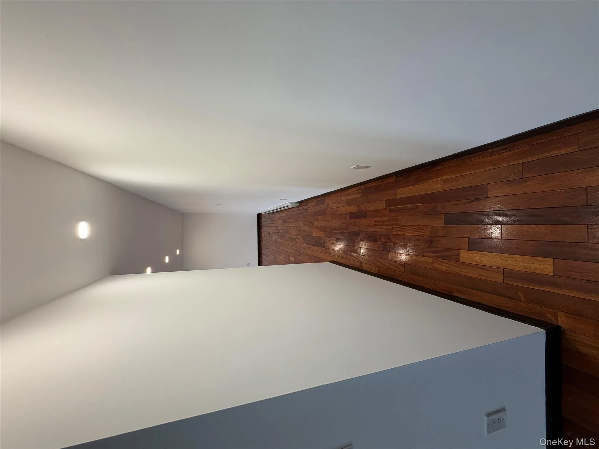 19018 Woodhull Avenue, New York, NY, 3 Bedrooms Bedrooms, 8 Rooms Rooms,2 BathroomsBathrooms,Residential Lease,For Rent,Woodhull,0,966512 19018 Woodhull Avenue, New York, NY, 3 Bedrooms Bedrooms, 8 Rooms Rooms,2 BathroomsBathrooms,Residential Lease,For Rent,Woodhull,0,966512