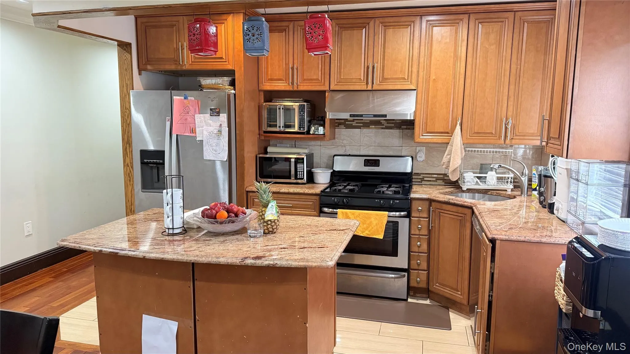 19018 Woodhull Avenue, New York, NY, 3 Bedrooms Bedrooms, 8 Rooms Rooms,2 BathroomsBathrooms,Residential Lease,For Rent,Woodhull,0,966512 19018 Woodhull Avenue, New York, NY, 3 Bedrooms Bedrooms, 8 Rooms Rooms,2 BathroomsBathrooms,Residential Lease,For Rent,Woodhull,0,966512