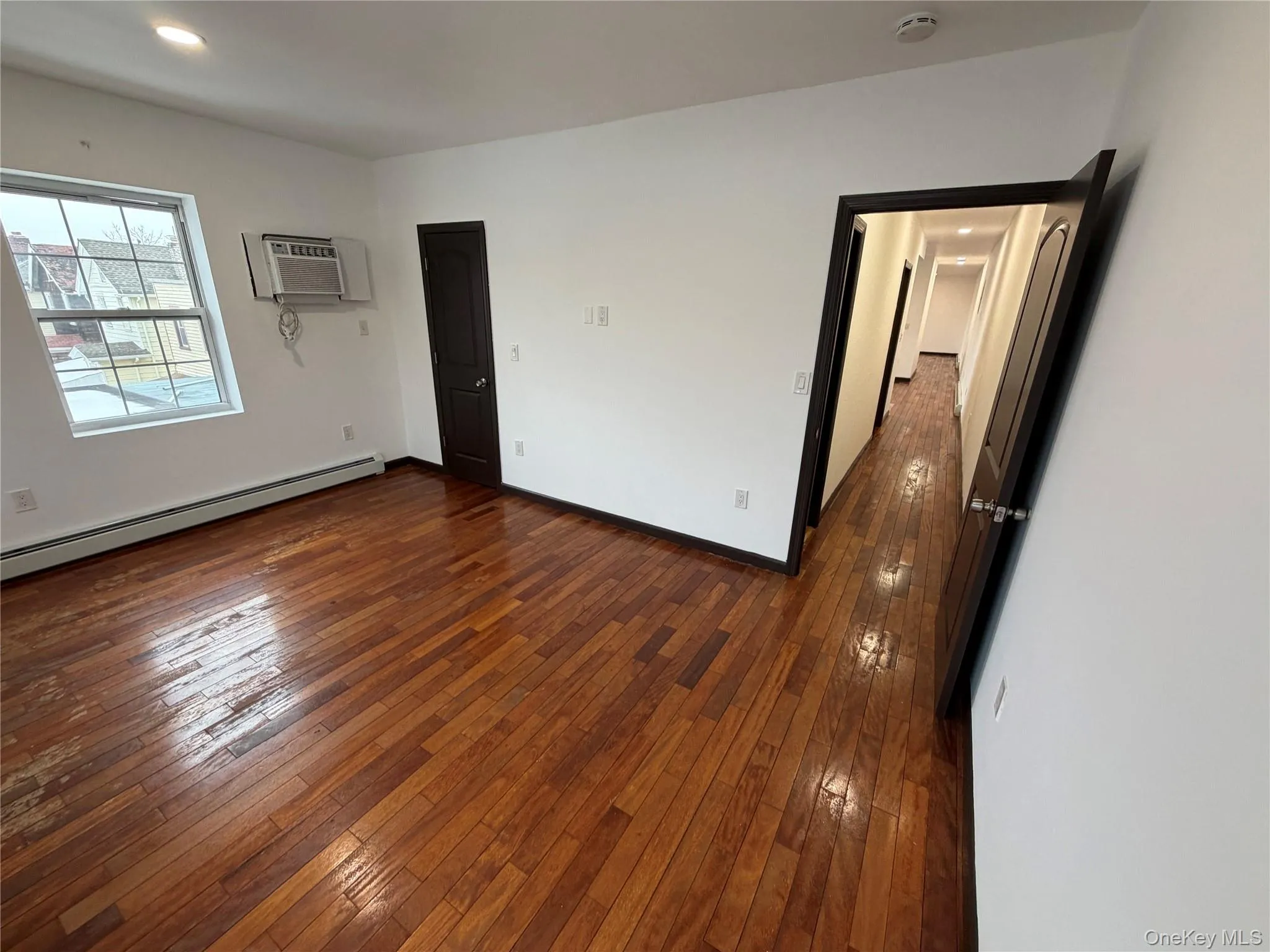19018 Woodhull Avenue, New York, NY, 3 Bedrooms Bedrooms, 8 Rooms Rooms,2 BathroomsBathrooms,Residential Lease,For Rent,Woodhull,0,966512 19018 Woodhull Avenue, New York, NY, 3 Bedrooms Bedrooms, 8 Rooms Rooms,2 BathroomsBathrooms,Residential Lease,For Rent,Woodhull,0,966512