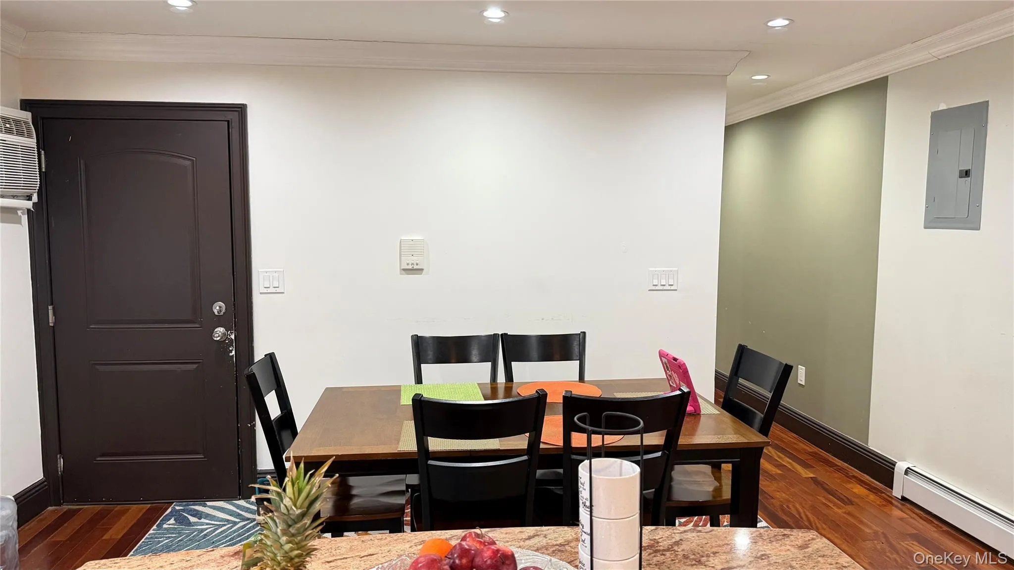 19018 Woodhull Avenue, New York, NY, 3 Bedrooms Bedrooms, 8 Rooms Rooms,2 BathroomsBathrooms,Residential Lease,For Rent,Woodhull,0,966512 19018 Woodhull Avenue, New York, NY, 3 Bedrooms Bedrooms, 8 Rooms Rooms,2 BathroomsBathrooms,Residential Lease,For Rent,Woodhull,0,966512