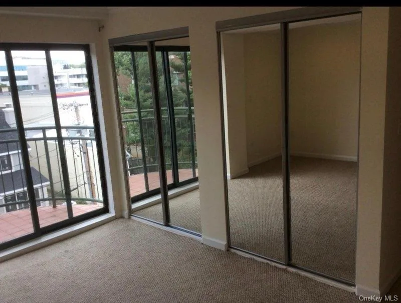 4 Chelsea Place, North Hempstead, NY, 2 Bedrooms Bedrooms, 5 Rooms Rooms,2 BathroomsBathrooms,Residential Lease,For Rent,Chelsea,0,966514 4 Chelsea Place, North Hempstead, NY, 2 Bedrooms Bedrooms, 5 Rooms Rooms,2 BathroomsBathrooms,Residential Lease,For Rent,Chelsea,0,966514