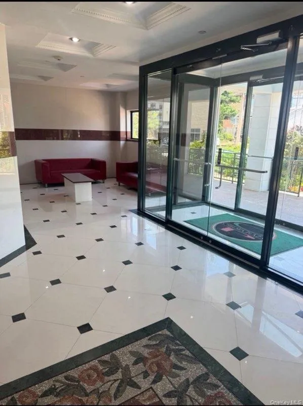 4 Chelsea Place, North Hempstead, NY, 2 Bedrooms Bedrooms, 5 Rooms Rooms,2 BathroomsBathrooms,Residential Lease,For Rent,Chelsea,0,966514 4 Chelsea Place, North Hempstead, NY, 2 Bedrooms Bedrooms, 5 Rooms Rooms,2 BathroomsBathrooms,Residential Lease,For Rent,Chelsea,0,966514