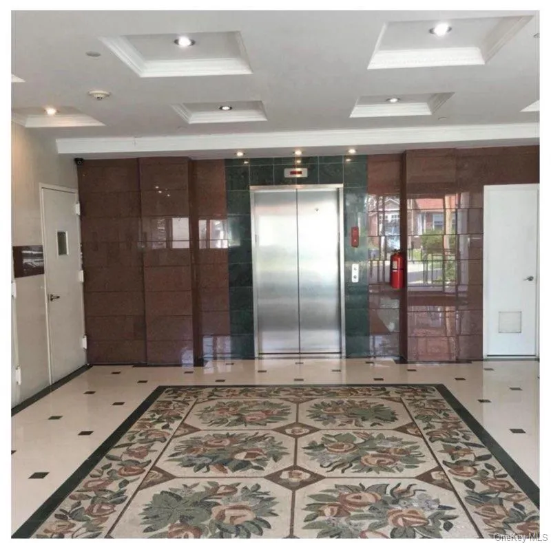 4 Chelsea Place, North Hempstead, NY, 2 Bedrooms Bedrooms, 5 Rooms Rooms,2 BathroomsBathrooms,Residential Lease,For Rent,Chelsea,0,966514 4 Chelsea Place, North Hempstead, NY, 2 Bedrooms Bedrooms, 5 Rooms Rooms,2 BathroomsBathrooms,Residential Lease,For Rent,Chelsea,0,966514