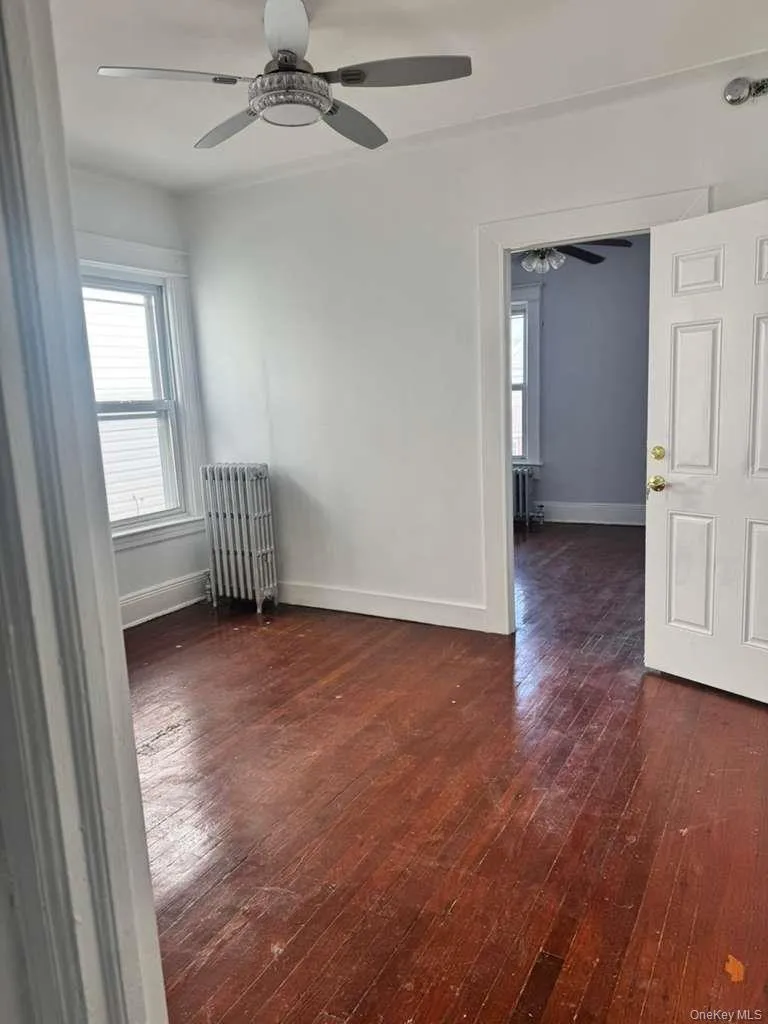 8854 75th Street, New York, NY, 3 Bedrooms Bedrooms, 5 Rooms Rooms,1 BathroomBathrooms,Residential Lease,For Rent,75th,0,966527 8854 75th Street, New York, NY, 3 Bedrooms Bedrooms, 5 Rooms Rooms,1 BathroomBathrooms,Residential Lease,For Rent,75th,0,966527