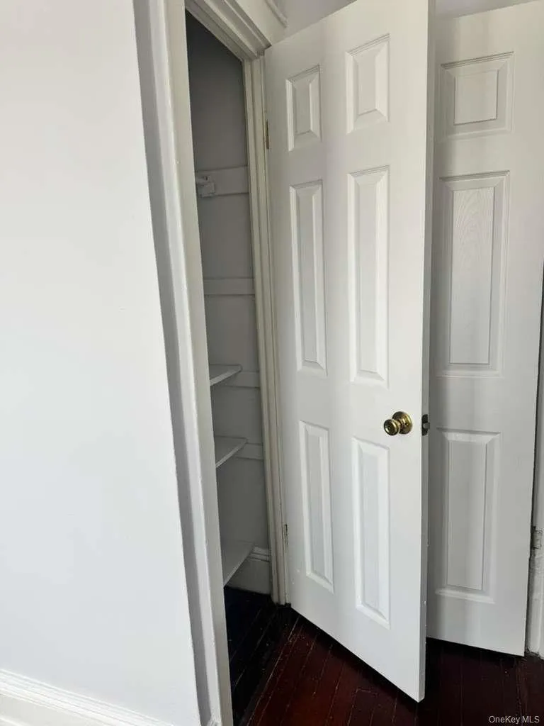 8854 75th Street, New York, NY, 3 Bedrooms Bedrooms, 5 Rooms Rooms,1 BathroomBathrooms,Residential Lease,For Rent,75th,0,966527 8854 75th Street, New York, NY, 3 Bedrooms Bedrooms, 5 Rooms Rooms,1 BathroomBathrooms,Residential Lease,For Rent,75th,0,966527