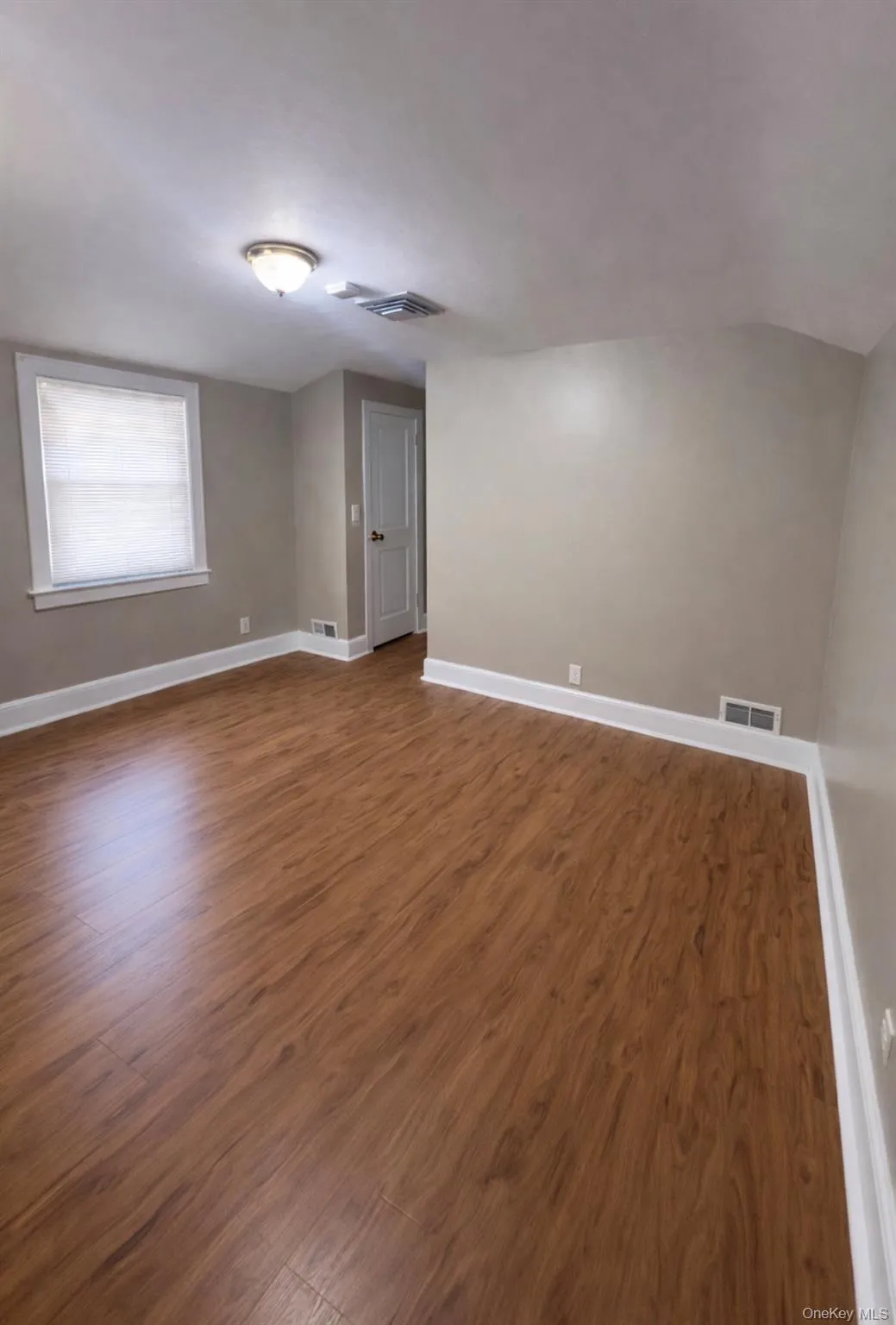 205A Travis Street, Babylon, NY, 2 Bedrooms Bedrooms, 6 Rooms Rooms,1 BathroomBathrooms,Residential Lease,For Rent,Travis,0,966540 205A Travis Street, Babylon, NY, 2 Bedrooms Bedrooms, 6 Rooms Rooms,1 BathroomBathrooms,Residential Lease,For Rent,Travis,0,966540