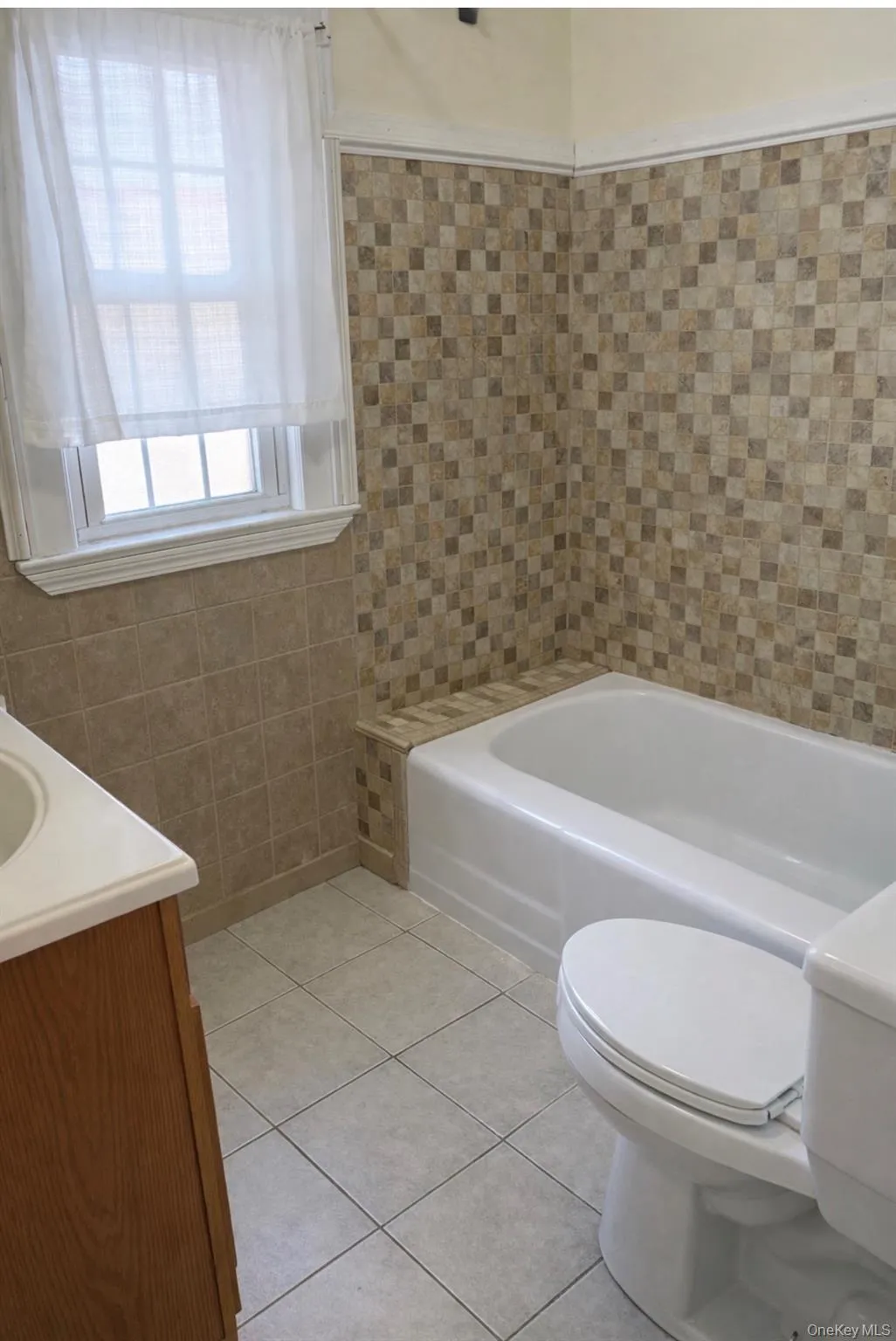 205A Travis Street, Babylon, NY, 2 Bedrooms Bedrooms, 6 Rooms Rooms,1 BathroomBathrooms,Residential Lease,For Rent,Travis,0,966540 205A Travis Street, Babylon, NY, 2 Bedrooms Bedrooms, 6 Rooms Rooms,1 BathroomBathrooms,Residential Lease,For Rent,Travis,0,966540