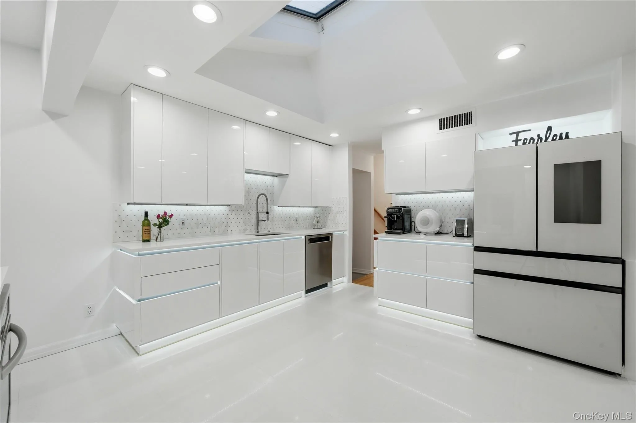 49 Canterbury Road, Oyster Bay, NY, 3 Bedrooms Bedrooms, 8 Rooms Rooms,2 BathroomsBathrooms,Residential,For Rent,Canterbury,0,966567 49 Canterbury Road, Oyster Bay, NY, 3 Bedrooms Bedrooms, 8 Rooms Rooms,2 BathroomsBathrooms,Residential,For Rent,Canterbury,0,966567