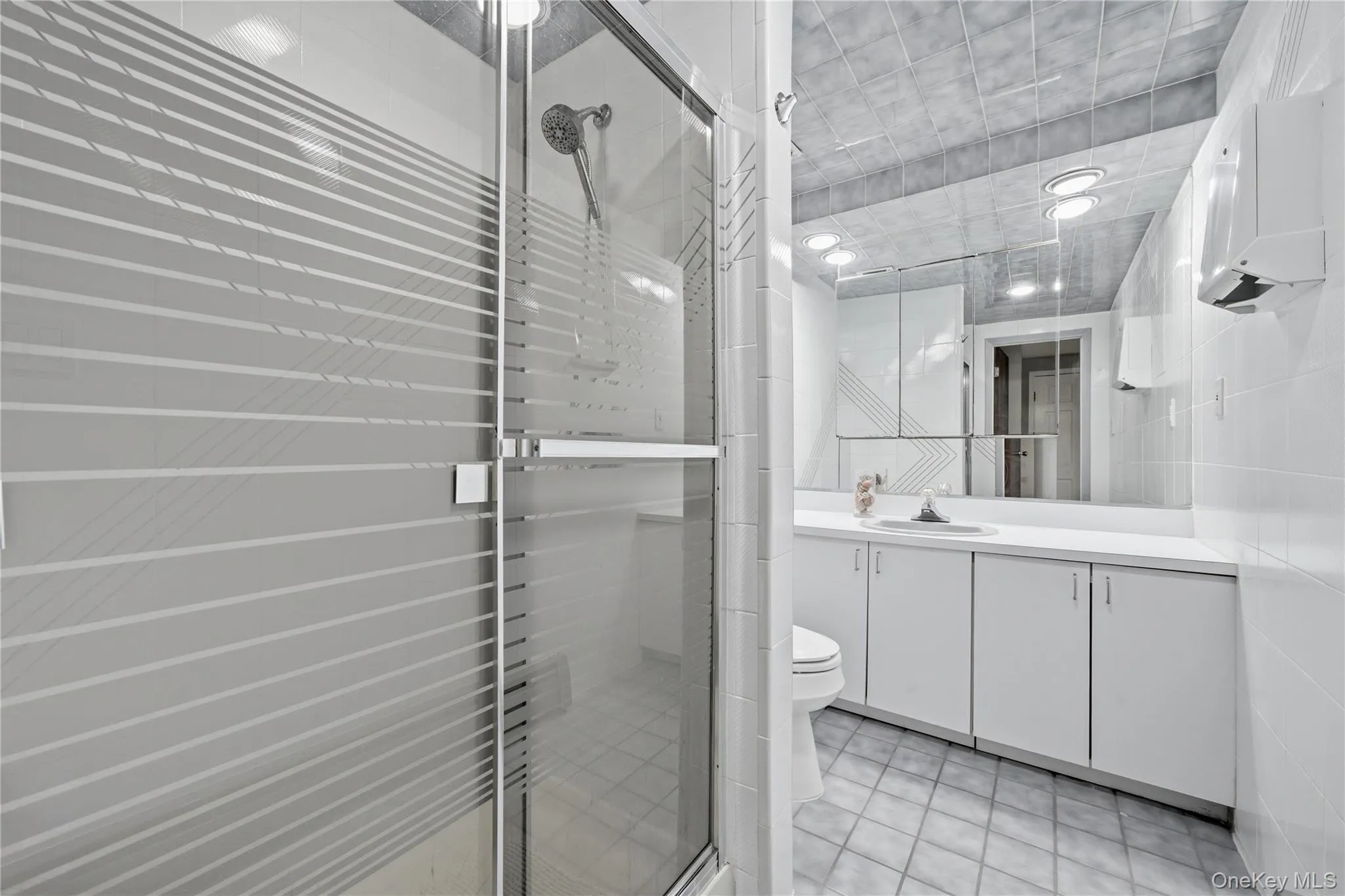 49 Canterbury Road, Oyster Bay, NY, 3 Bedrooms Bedrooms, 8 Rooms Rooms,2 BathroomsBathrooms,Residential,For Rent,Canterbury,0,966567 49 Canterbury Road, Oyster Bay, NY, 3 Bedrooms Bedrooms, 8 Rooms Rooms,2 BathroomsBathrooms,Residential,For Rent,Canterbury,0,966567