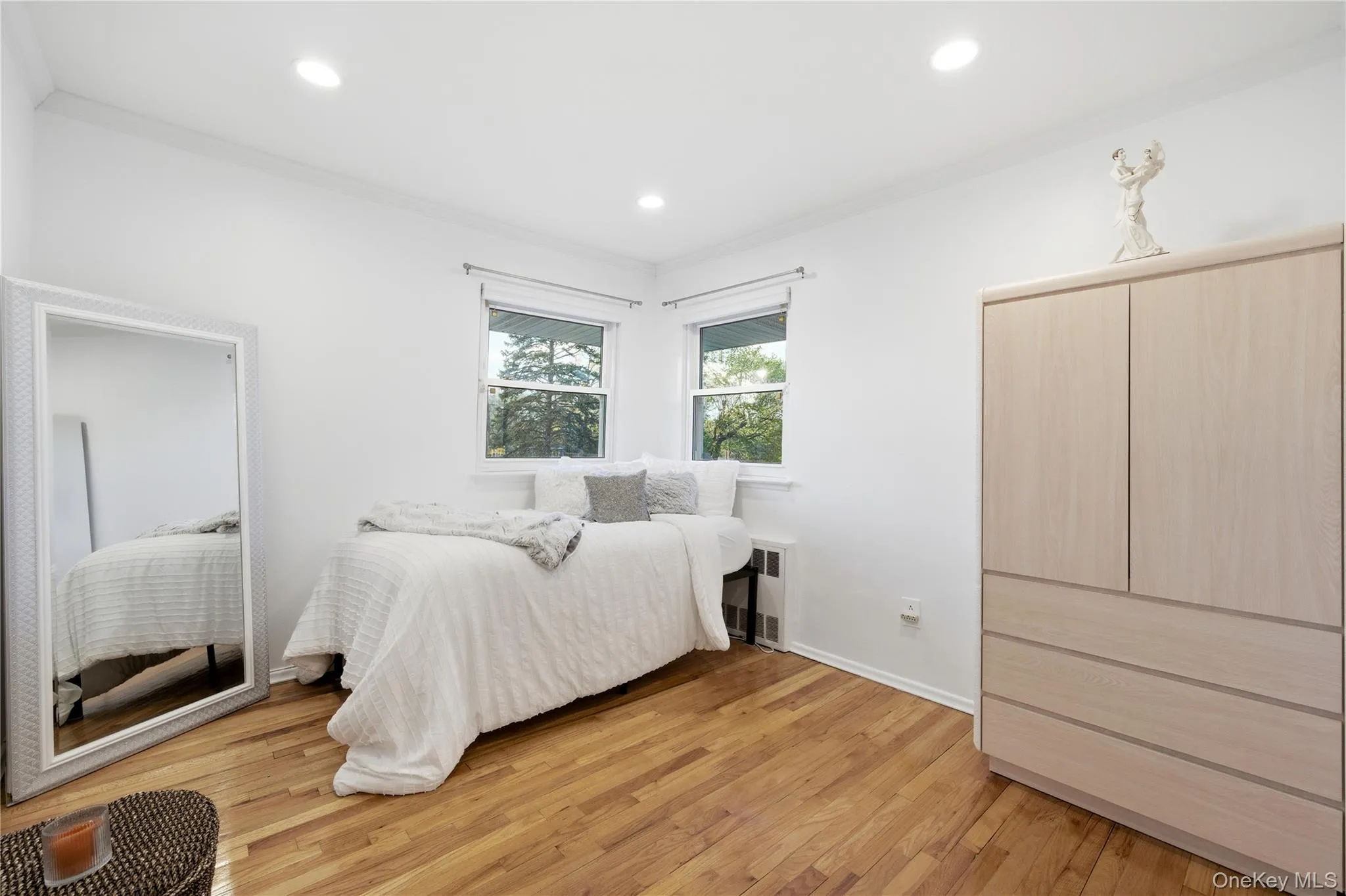 49 Canterbury Road, Oyster Bay, NY, 3 Bedrooms Bedrooms, 8 Rooms Rooms,2 BathroomsBathrooms,Residential,For Rent,Canterbury,0,966567 49 Canterbury Road, Oyster Bay, NY, 3 Bedrooms Bedrooms, 8 Rooms Rooms,2 BathroomsBathrooms,Residential,For Rent,Canterbury,0,966567
