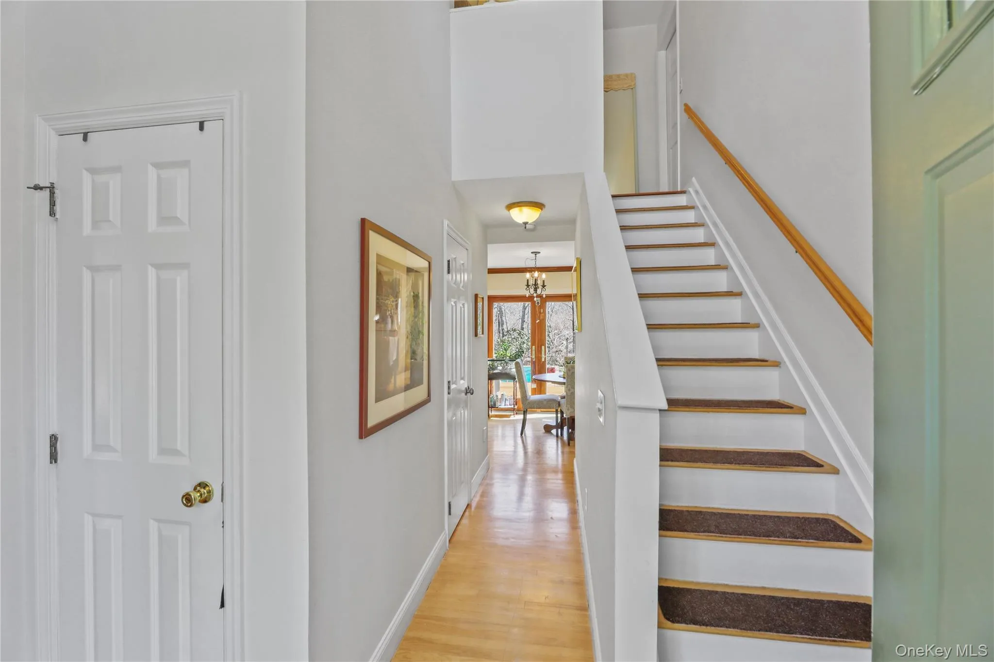 17 Jennifer Path, Southampton, New York 11978
