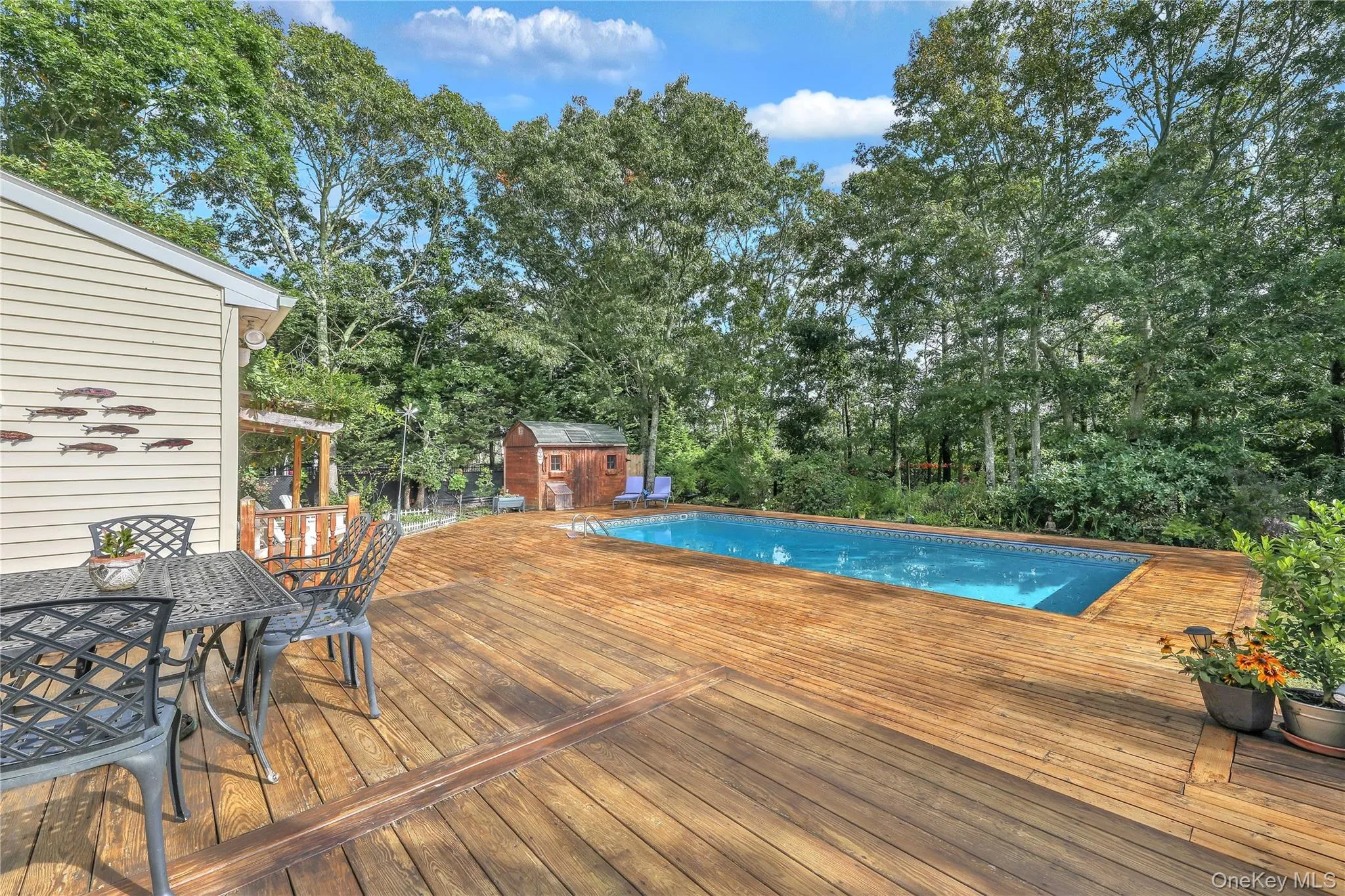 17 Jennifer Path, Southampton, New York 11978