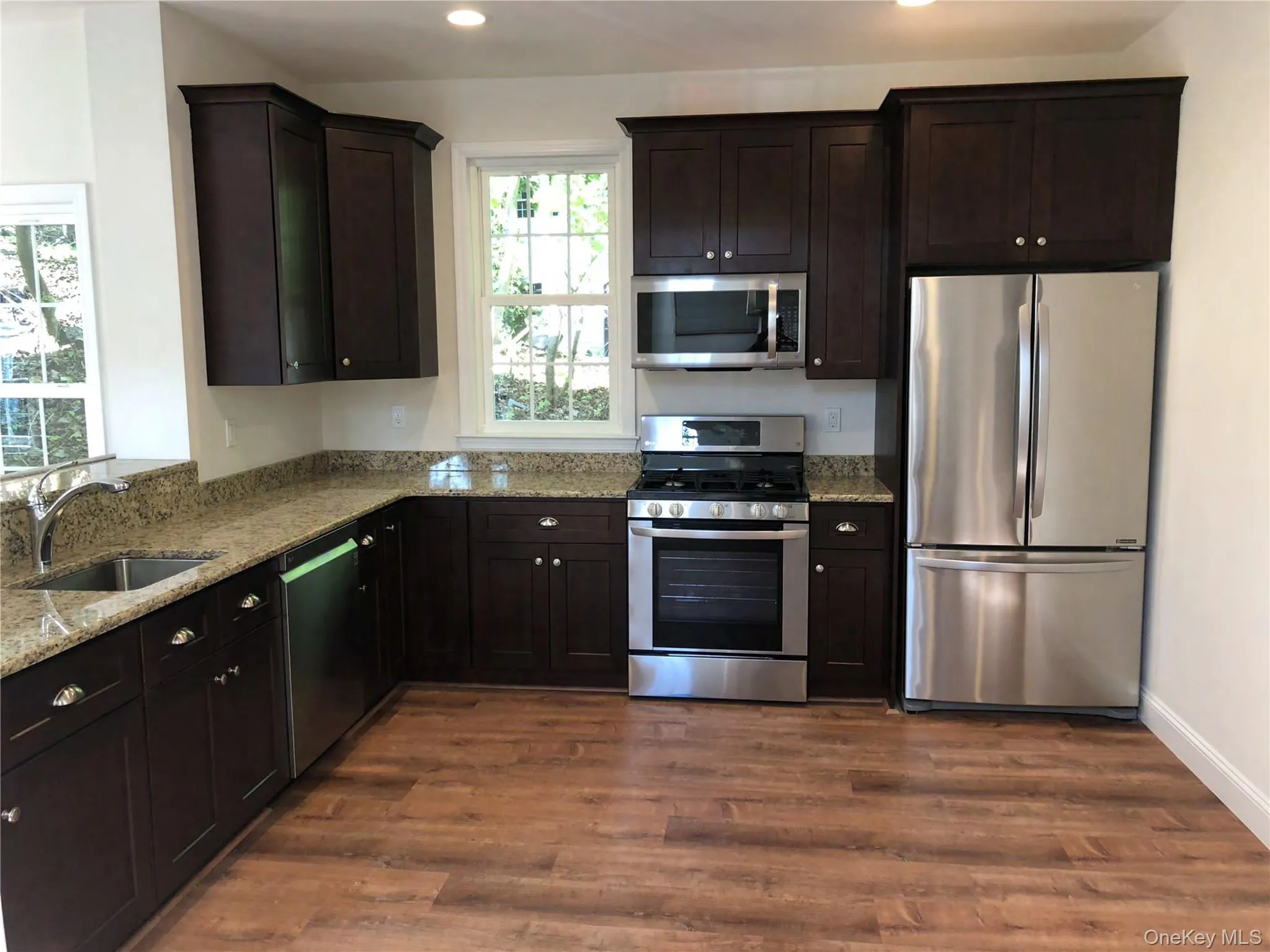 105 Liberty Avenue, Brookhaven, NY, 4 Bedrooms Bedrooms, 8 Rooms Rooms,2 BathroomsBathrooms,Residential,For Rent,Liberty,0,966593 105 Liberty Avenue, Brookhaven, NY, 4 Bedrooms Bedrooms, 8 Rooms Rooms,2 BathroomsBathrooms,Residential,For Rent,Liberty,0,966593