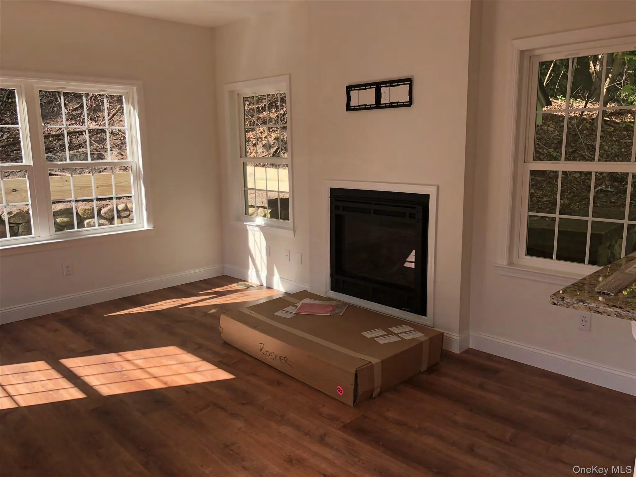 105 Liberty Avenue, Brookhaven, NY, 4 Bedrooms Bedrooms, 8 Rooms Rooms,2 BathroomsBathrooms,Residential,For Rent,Liberty,0,966593 105 Liberty Avenue, Brookhaven, NY, 4 Bedrooms Bedrooms, 8 Rooms Rooms,2 BathroomsBathrooms,Residential,For Rent,Liberty,0,966593