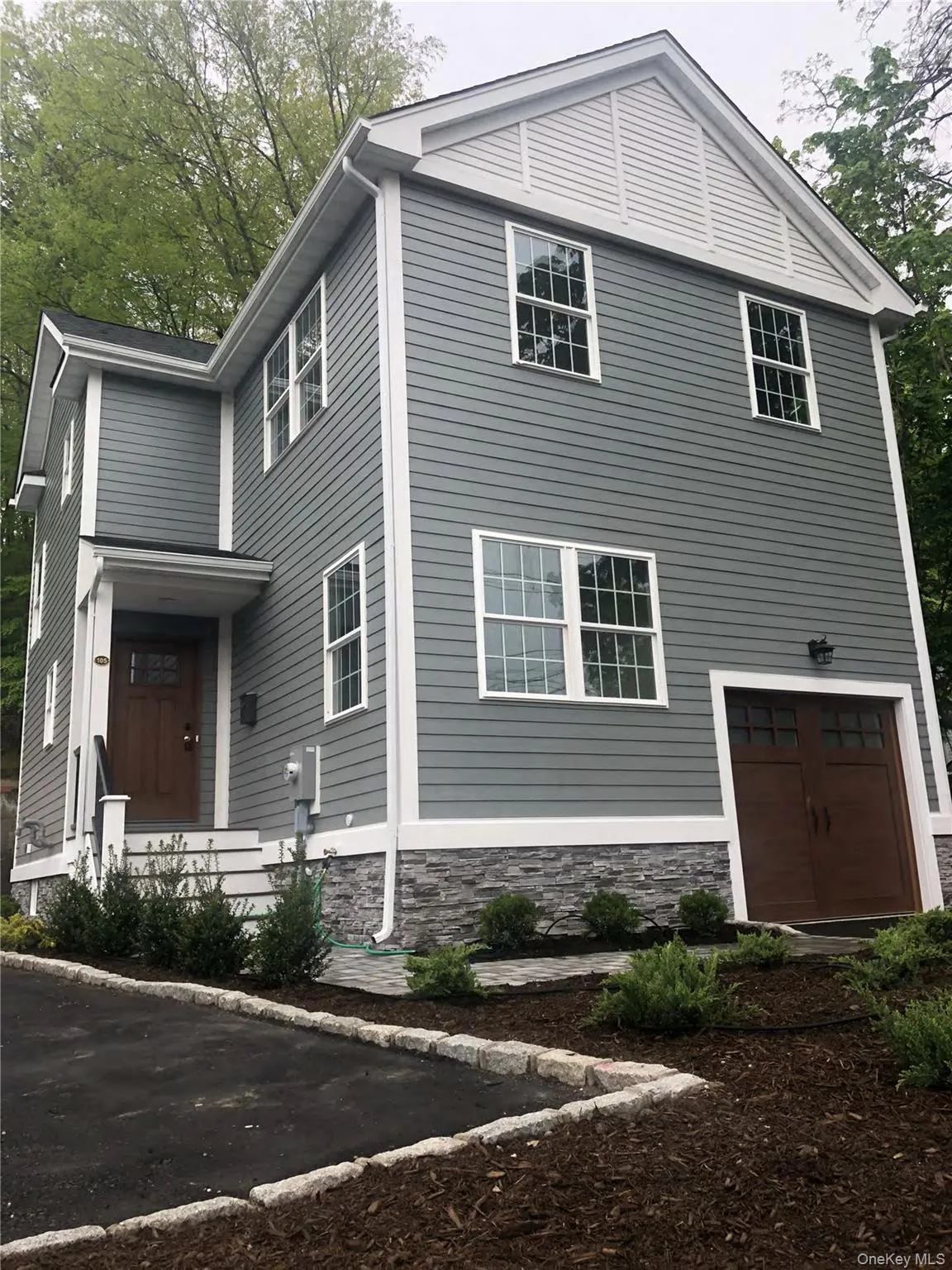 105 Liberty Avenue, Brookhaven, NY, 4 Bedrooms Bedrooms, 8 Rooms Rooms,2 BathroomsBathrooms,Residential,For Rent,Liberty,0,966593 105 Liberty Avenue, Brookhaven, NY, 4 Bedrooms Bedrooms, 8 Rooms Rooms,2 BathroomsBathrooms,Residential,For Rent,Liberty,0,966593