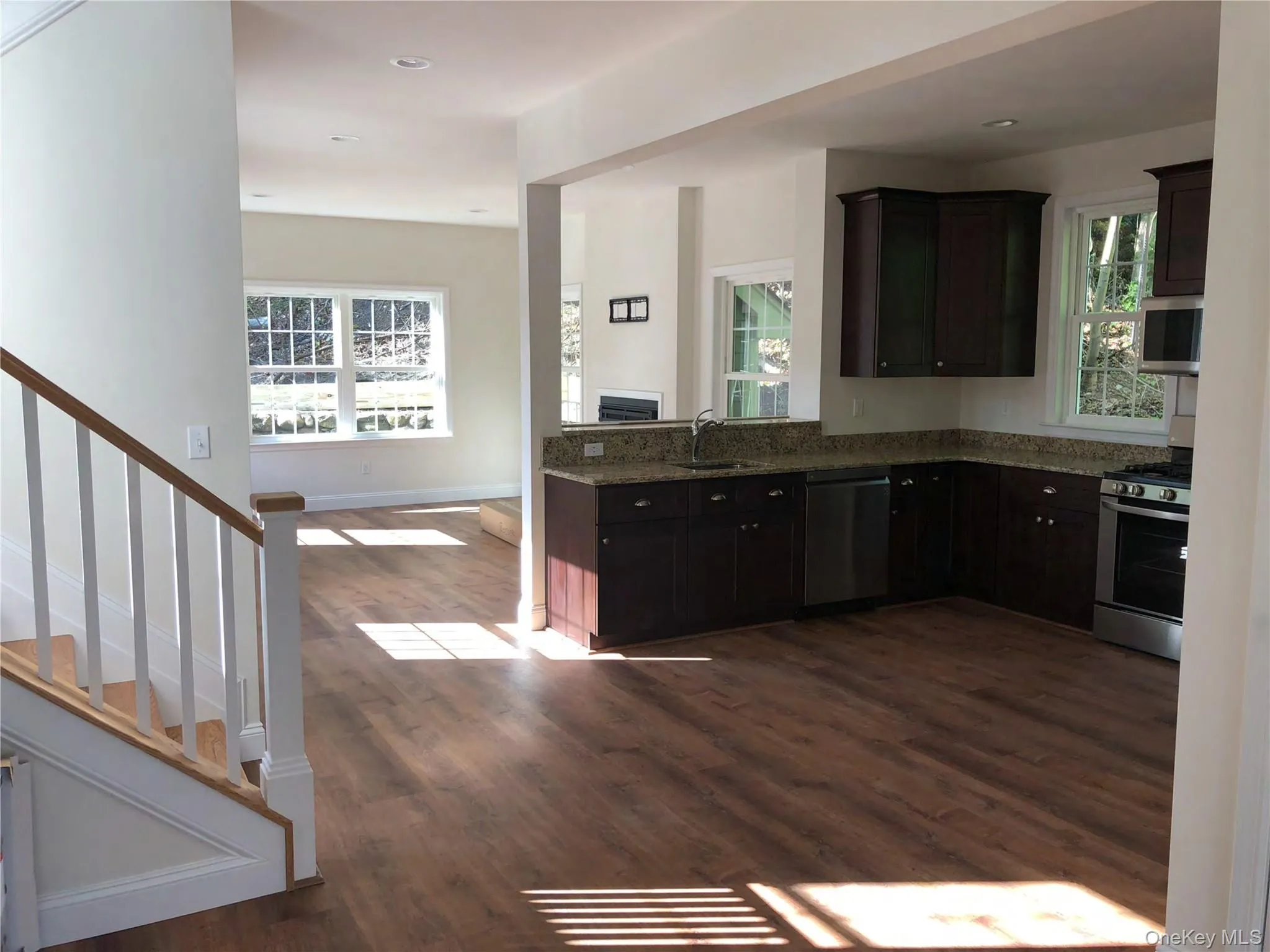 105 Liberty Avenue, Brookhaven, NY, 4 Bedrooms Bedrooms, 8 Rooms Rooms,2 BathroomsBathrooms,Residential,For Rent,Liberty,0,966593 105 Liberty Avenue, Brookhaven, NY, 4 Bedrooms Bedrooms, 8 Rooms Rooms,2 BathroomsBathrooms,Residential,For Rent,Liberty,0,966593