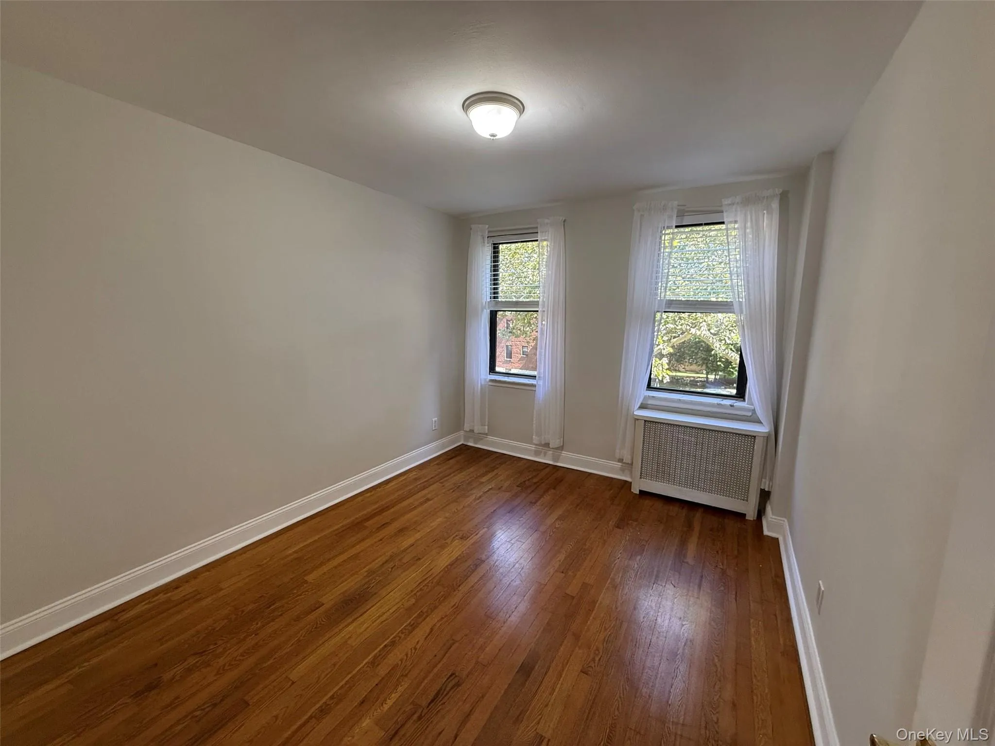 215-19 48th Avenue, New York, NY, 2 Bedrooms Bedrooms, 5 Rooms Rooms,1 BathroomBathrooms,Residential,For Rent,48th,0,966595 215-19 48th Avenue, New York, NY, 2 Bedrooms Bedrooms, 5 Rooms Rooms,1 BathroomBathrooms,Residential,For Rent,48th,0,966595