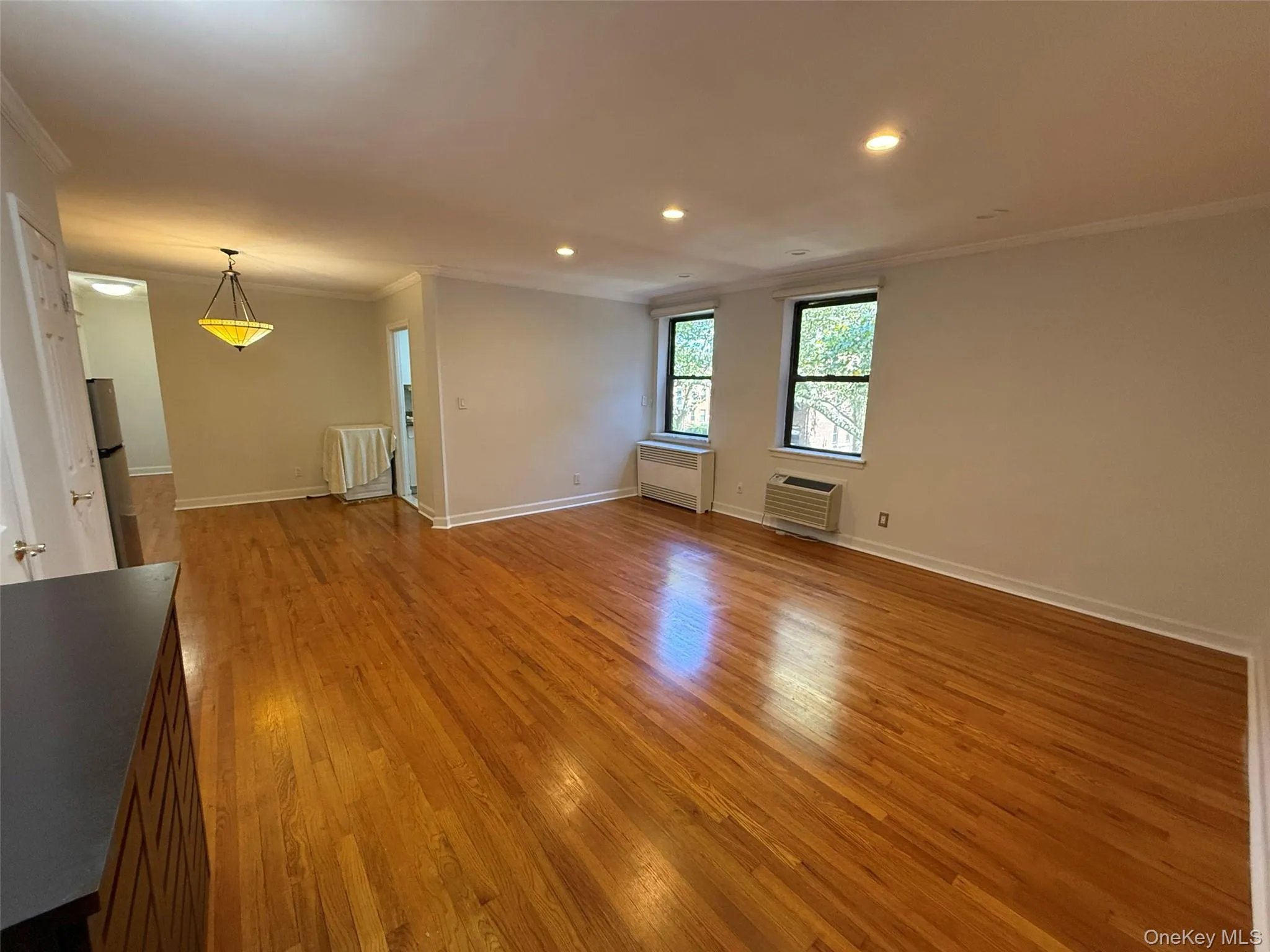 215-19 48th Avenue, New York, NY, 2 Bedrooms Bedrooms, 5 Rooms Rooms,1 BathroomBathrooms,Residential,For Rent,48th,0,966595 215-19 48th Avenue, New York, NY, 2 Bedrooms Bedrooms, 5 Rooms Rooms,1 BathroomBathrooms,Residential,For Rent,48th,0,966595