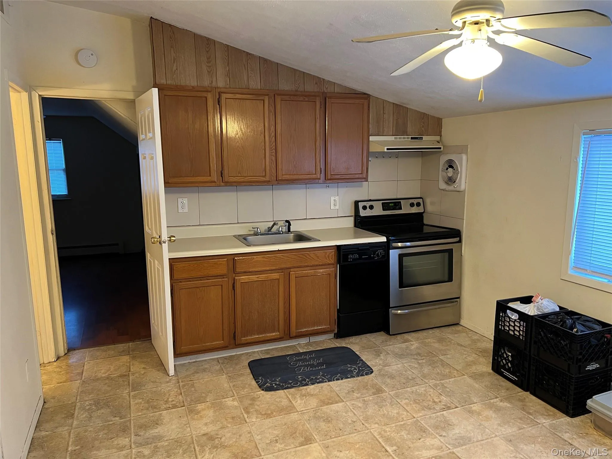 45 Halfcircle Drive, Islip, NY, 2 Bedrooms Bedrooms, 5 Rooms Rooms,1 BathroomBathrooms,Residential Lease,For Rent,Halfcircle,0,966620 45 Halfcircle Drive, Islip, NY, 2 Bedrooms Bedrooms, 5 Rooms Rooms,1 BathroomBathrooms,Residential Lease,For Rent,Halfcircle,0,966620