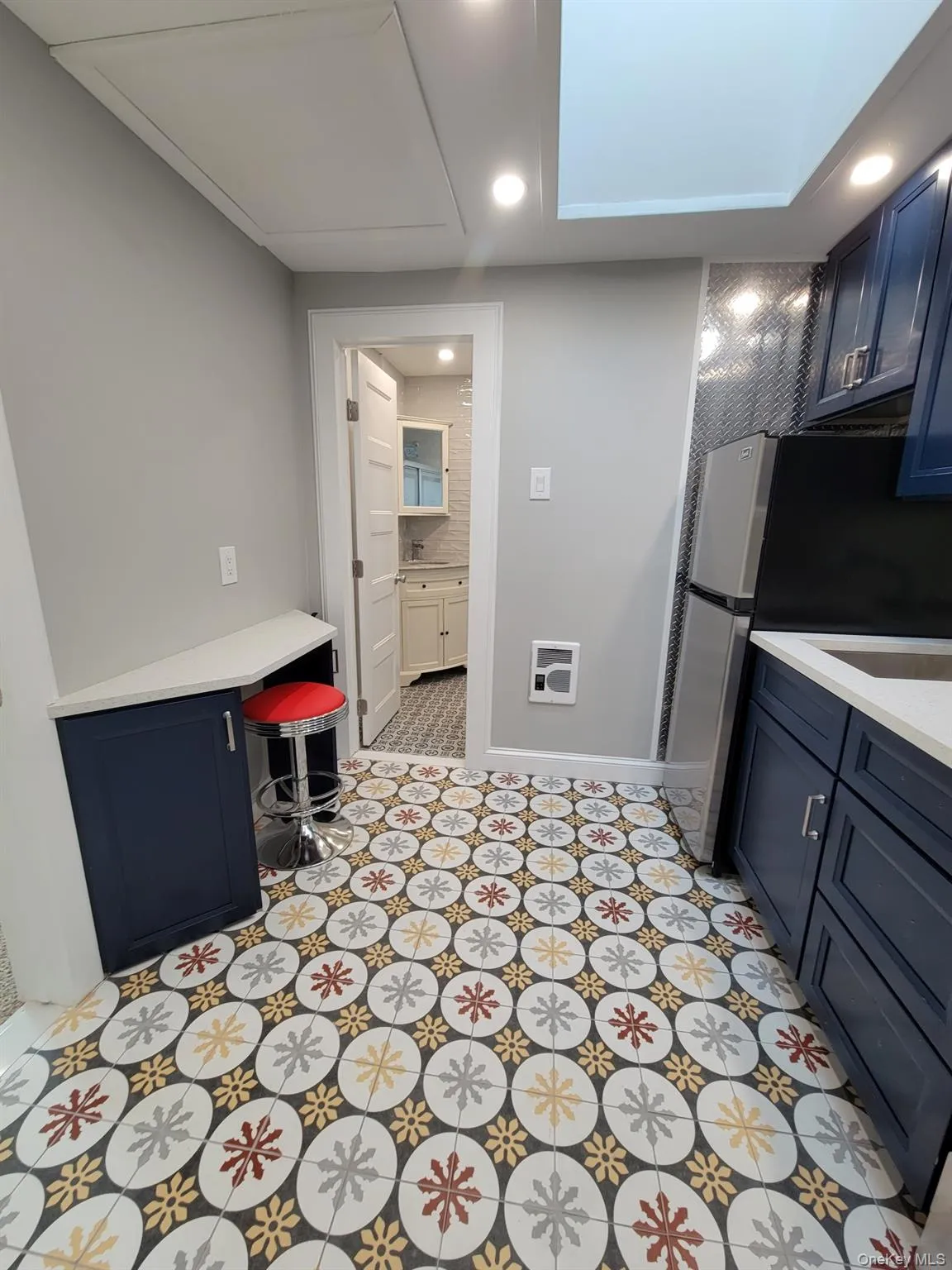 10 Hiddink Street, Islip, NY, 1 Bedroom Bedrooms, 3 Rooms Rooms,1 BathroomBathrooms,Residential Lease,For Rent,Hiddink,0,966626 10 Hiddink Street, Islip, NY, 1 Bedroom Bedrooms, 3 Rooms Rooms,1 BathroomBathrooms,Residential Lease,For Rent,Hiddink,0,966626