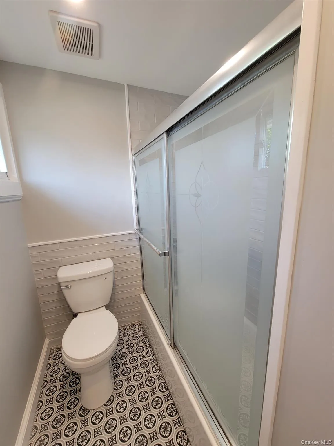 10 Hiddink Street, Islip, NY, 1 Bedroom Bedrooms, 3 Rooms Rooms,1 BathroomBathrooms,Residential Lease,For Rent,Hiddink,0,966626 10 Hiddink Street, Islip, NY, 1 Bedroom Bedrooms, 3 Rooms Rooms,1 BathroomBathrooms,Residential Lease,For Rent,Hiddink,0,966626