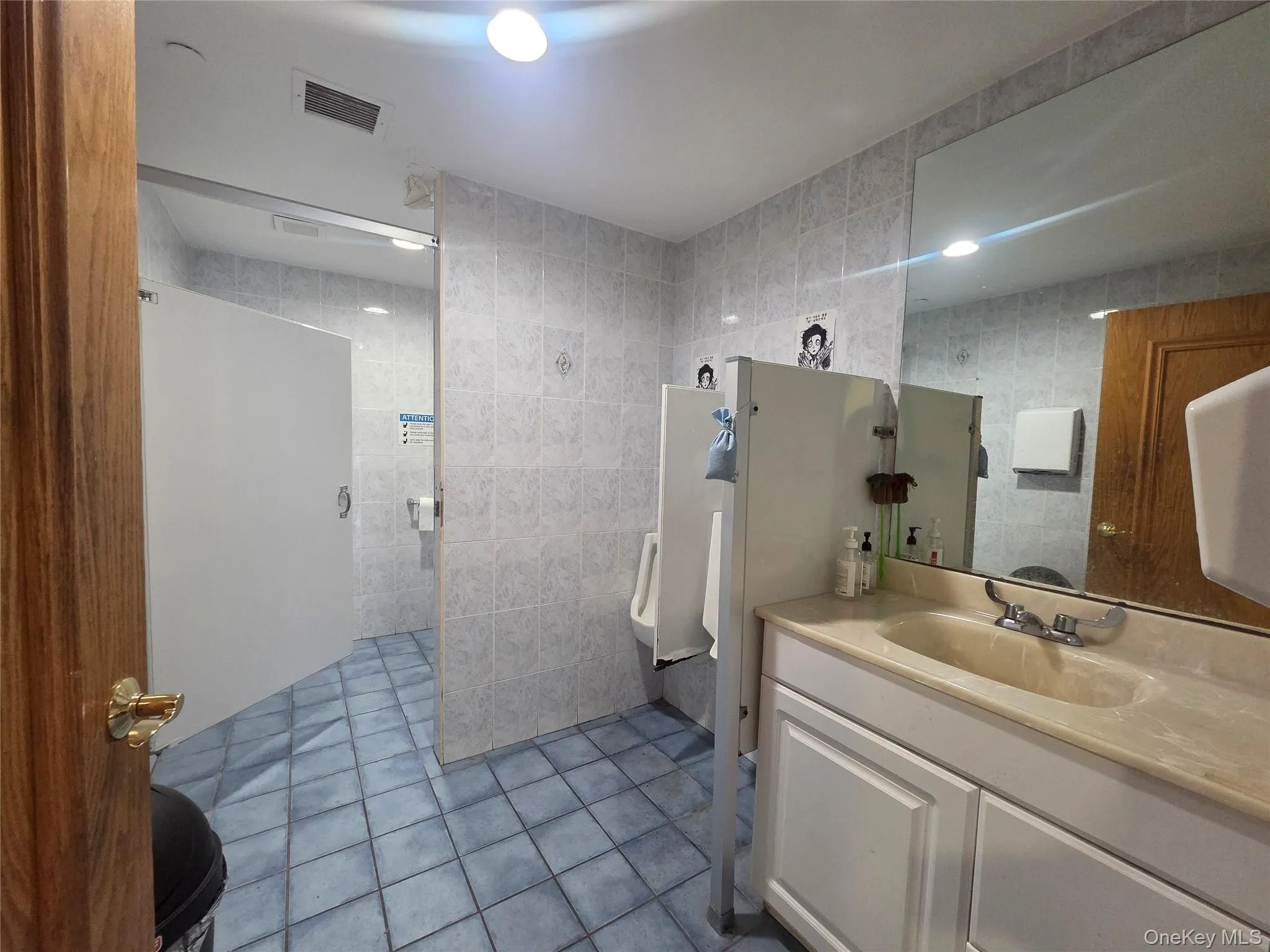 167-17 Northern Boulevard, New York, NY, ,Commercial Lease,For Rent,Northern,0,966646 167-17 Northern Boulevard, New York, NY, ,Commercial Lease,For Rent,Northern,0,966646