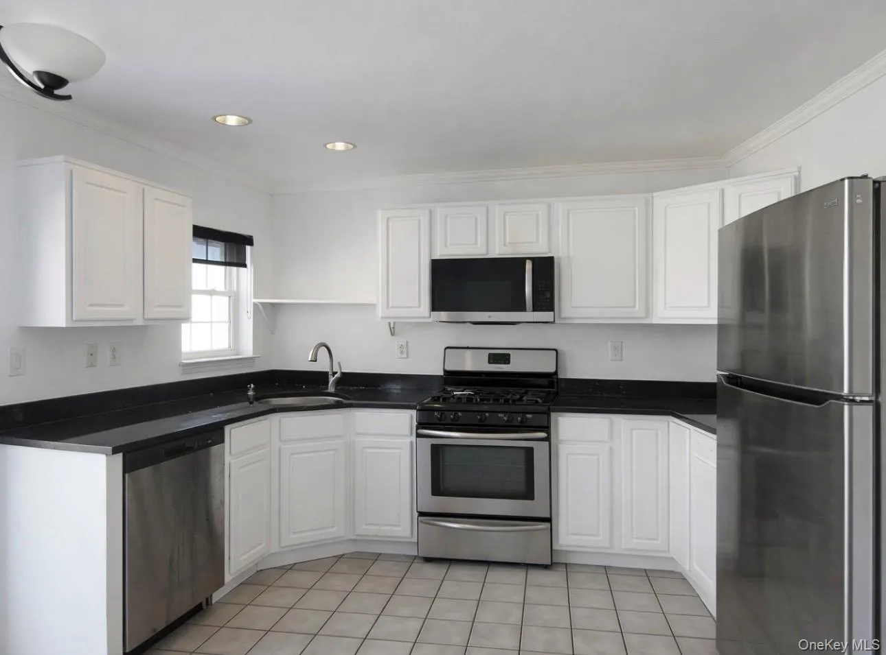 54 Crystal Hill Drive, Haverstraw, NY, 2 Bedrooms Bedrooms, 6 Rooms Rooms,2 BathroomsBathrooms,Residential Lease,For Rent,Crystal Hill,0,966656 54 Crystal Hill Drive, Haverstraw, NY, 2 Bedrooms Bedrooms, 6 Rooms Rooms,2 BathroomsBathrooms,Residential Lease,For Rent,Crystal Hill,0,966656