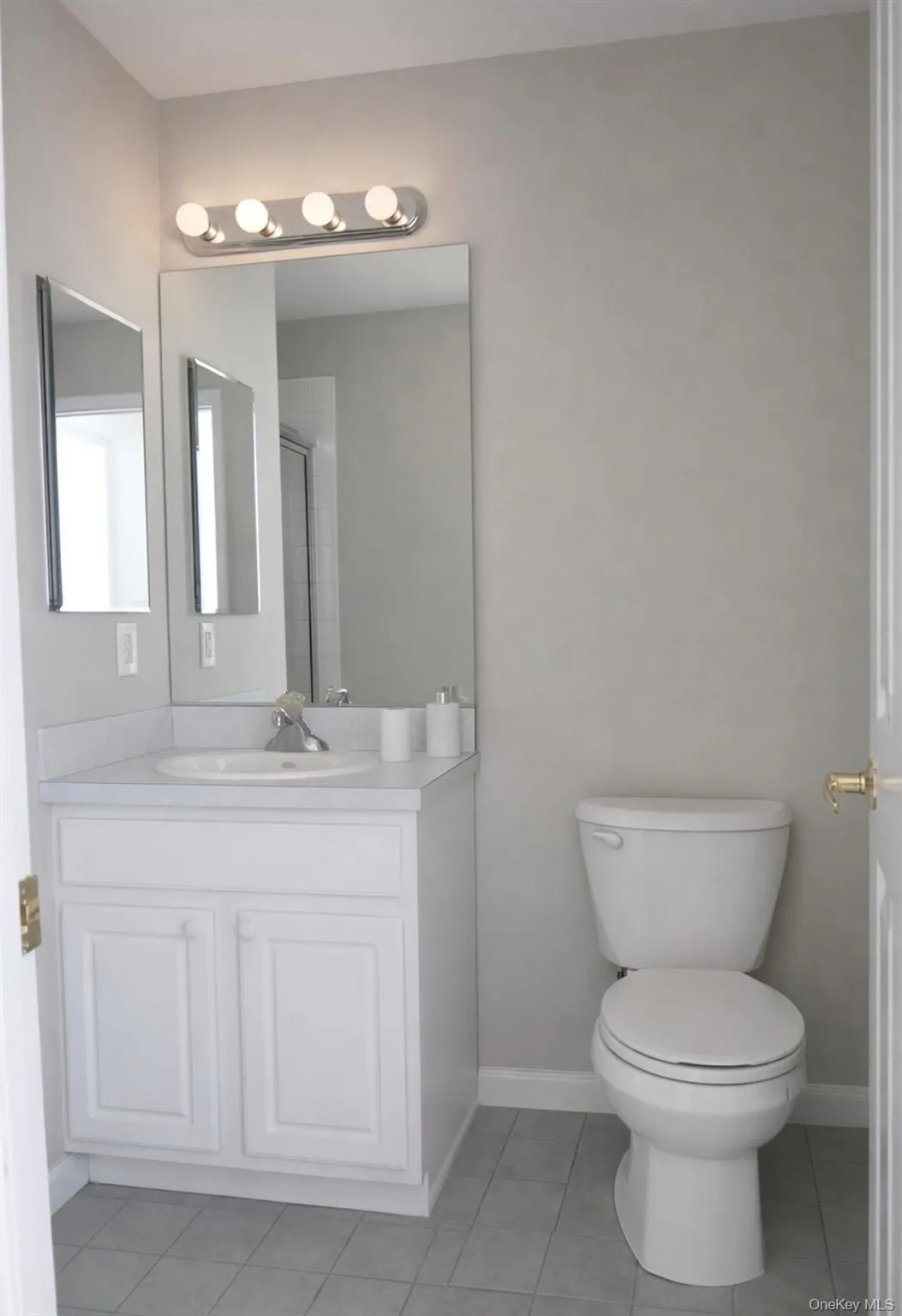 54 Crystal Hill Drive, Haverstraw, NY, 2 Bedrooms Bedrooms, 6 Rooms Rooms,2 BathroomsBathrooms,Residential Lease,For Rent,Crystal Hill,0,966656 54 Crystal Hill Drive, Haverstraw, NY, 2 Bedrooms Bedrooms, 6 Rooms Rooms,2 BathroomsBathrooms,Residential Lease,For Rent,Crystal Hill,0,966656