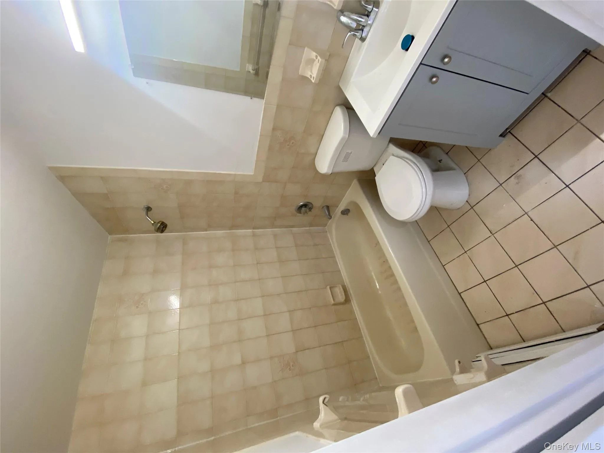 9229 53rd Avenue, New York, NY, 1 Bedroom Bedrooms, 3 Rooms Rooms,1 BathroomBathrooms,Residential Lease,For Rent,53rd,0,966664 9229 53rd Avenue, New York, NY, 1 Bedroom Bedrooms, 3 Rooms Rooms,1 BathroomBathrooms,Residential Lease,For Rent,53rd,0,966664