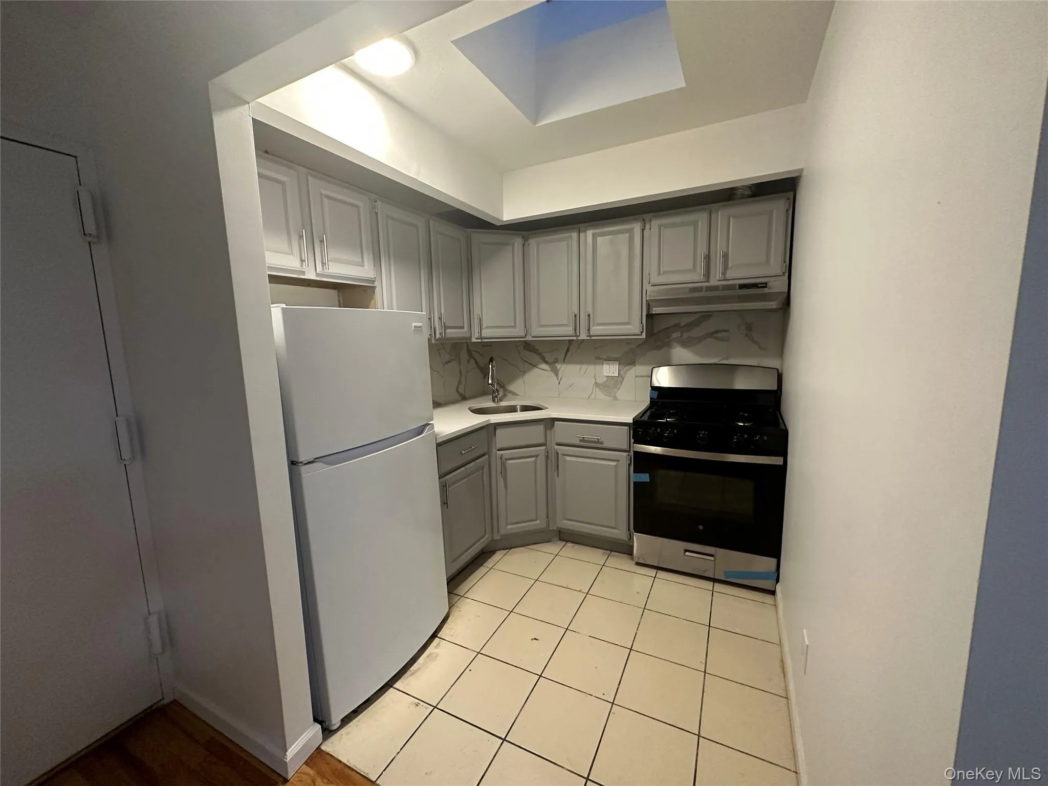 9229 53rd Avenue, New York, NY, 1 Bedroom Bedrooms, 3 Rooms Rooms,1 BathroomBathrooms,Residential Lease,For Rent,53rd,0,966664 9229 53rd Avenue, New York, NY, 1 Bedroom Bedrooms, 3 Rooms Rooms,1 BathroomBathrooms,Residential Lease,For Rent,53rd,0,966664